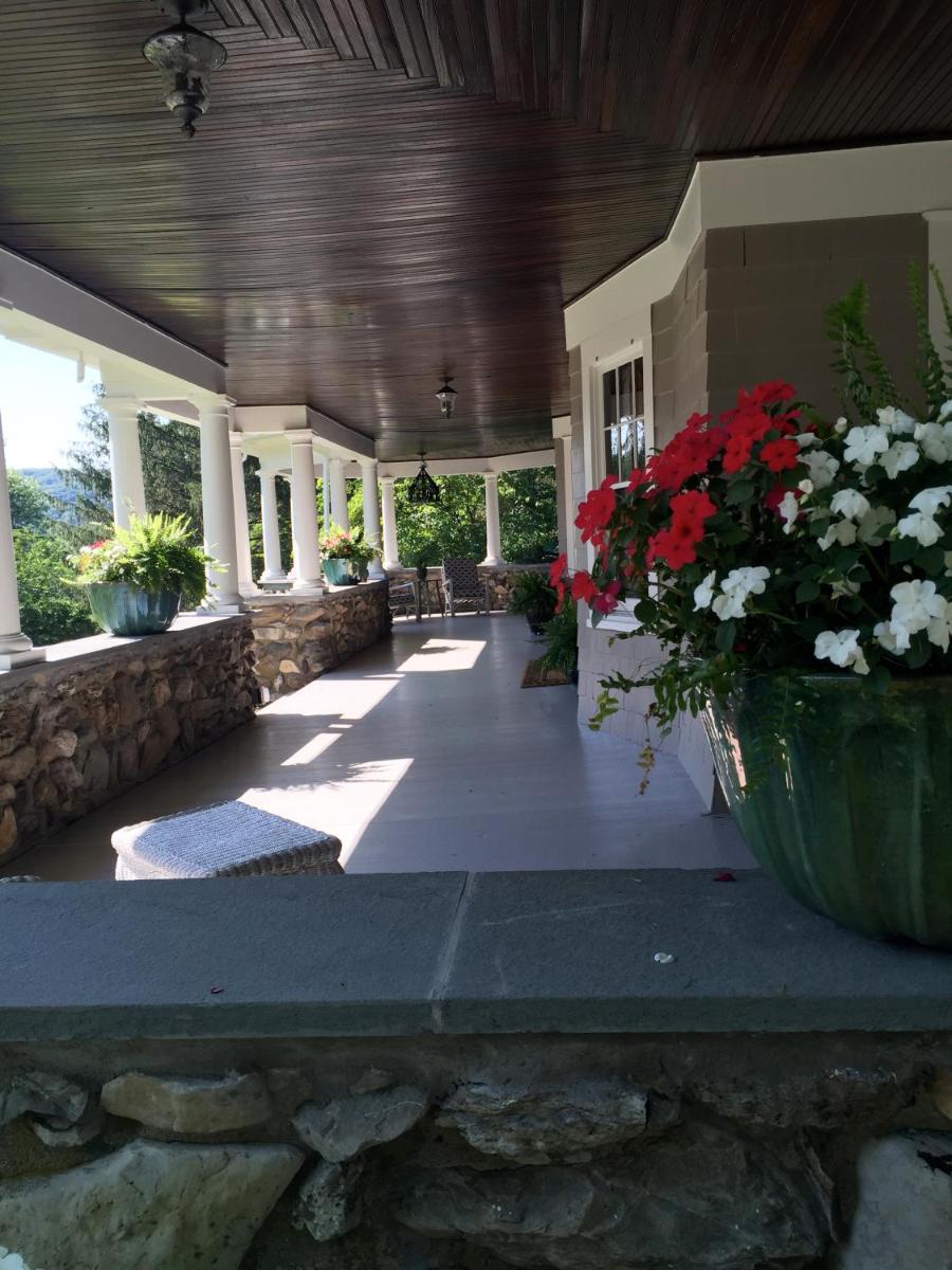 Hilltop House Bed Breakfast - Property Image 26