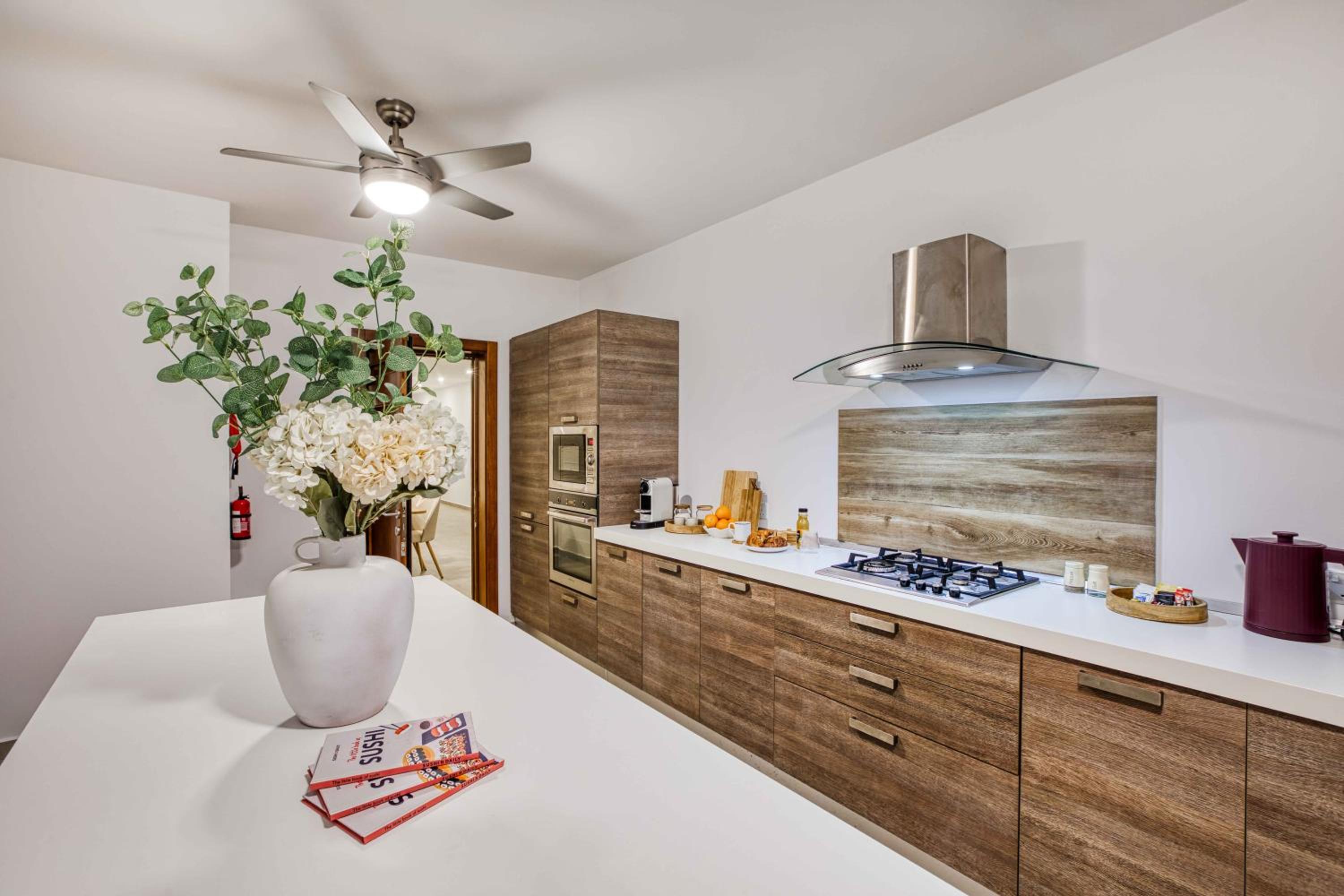 Luxury Apartment in St Pauls Bay w pool by Homely photo 4