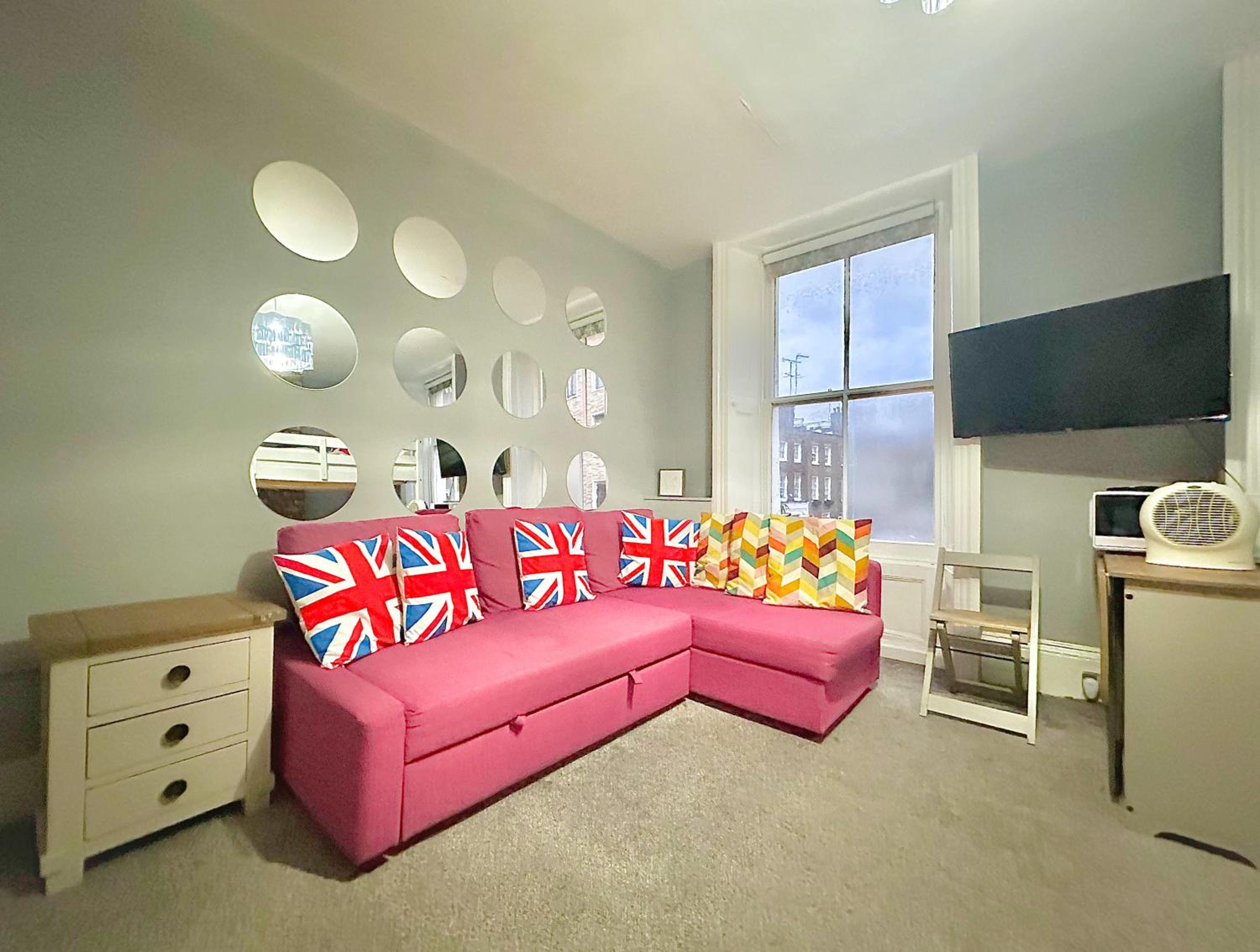 Edgware rooms