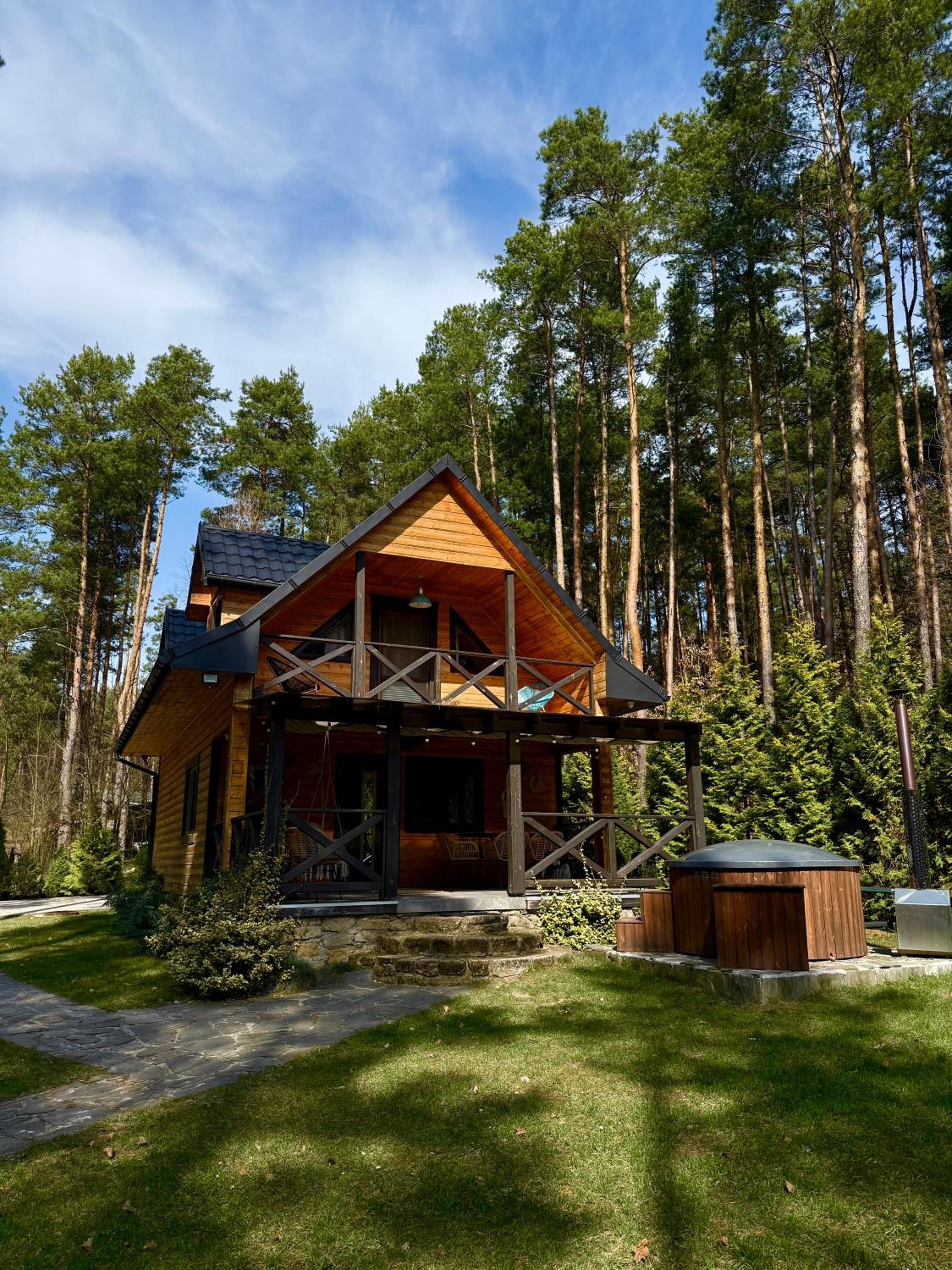 Photo 1