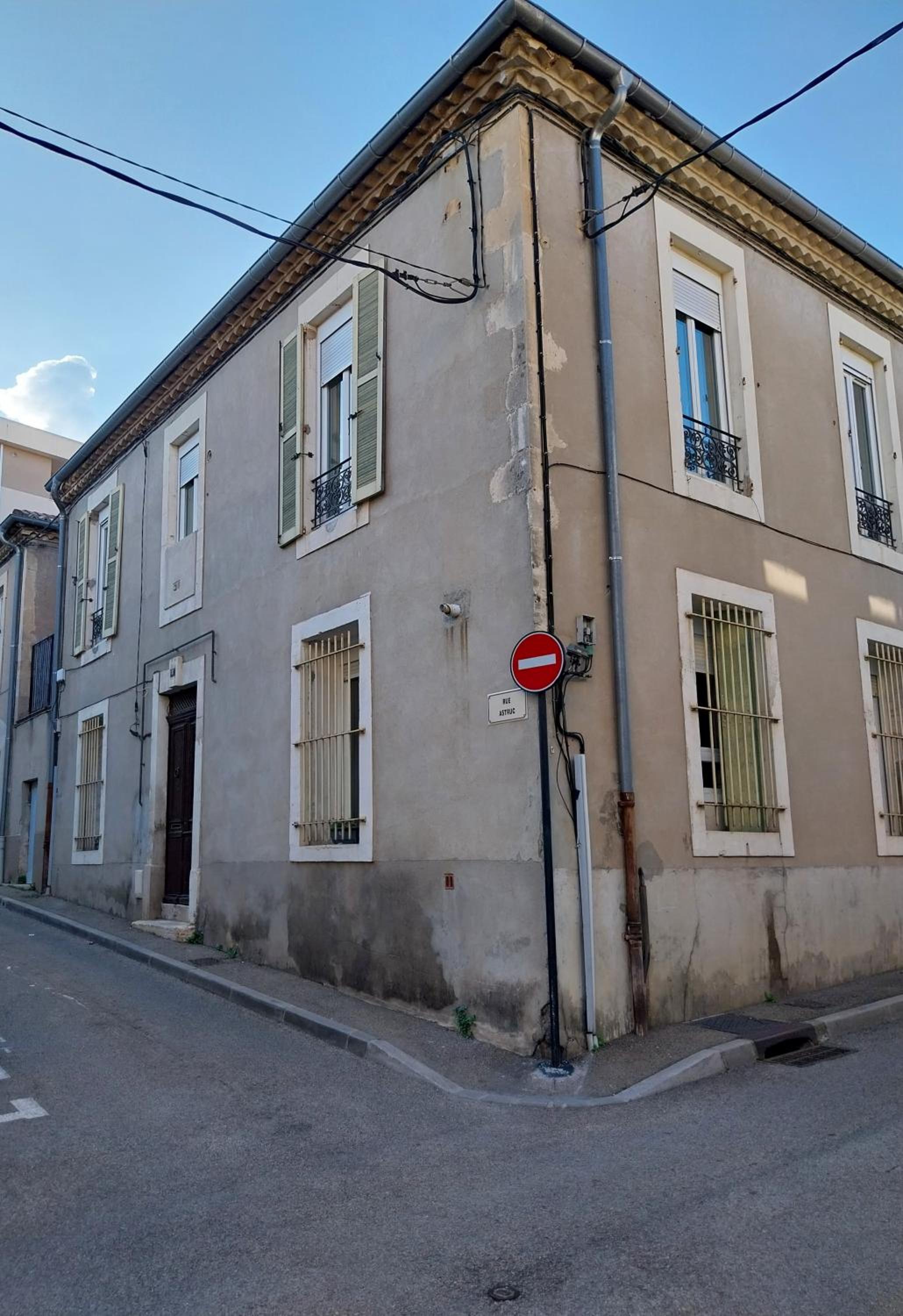 La Nîmoise T2 avec climatisation et Netflix Nîmes centre