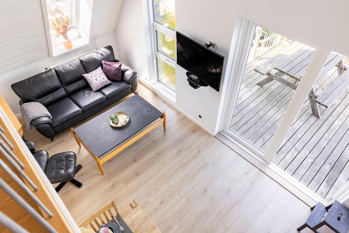 10 min walk from city center