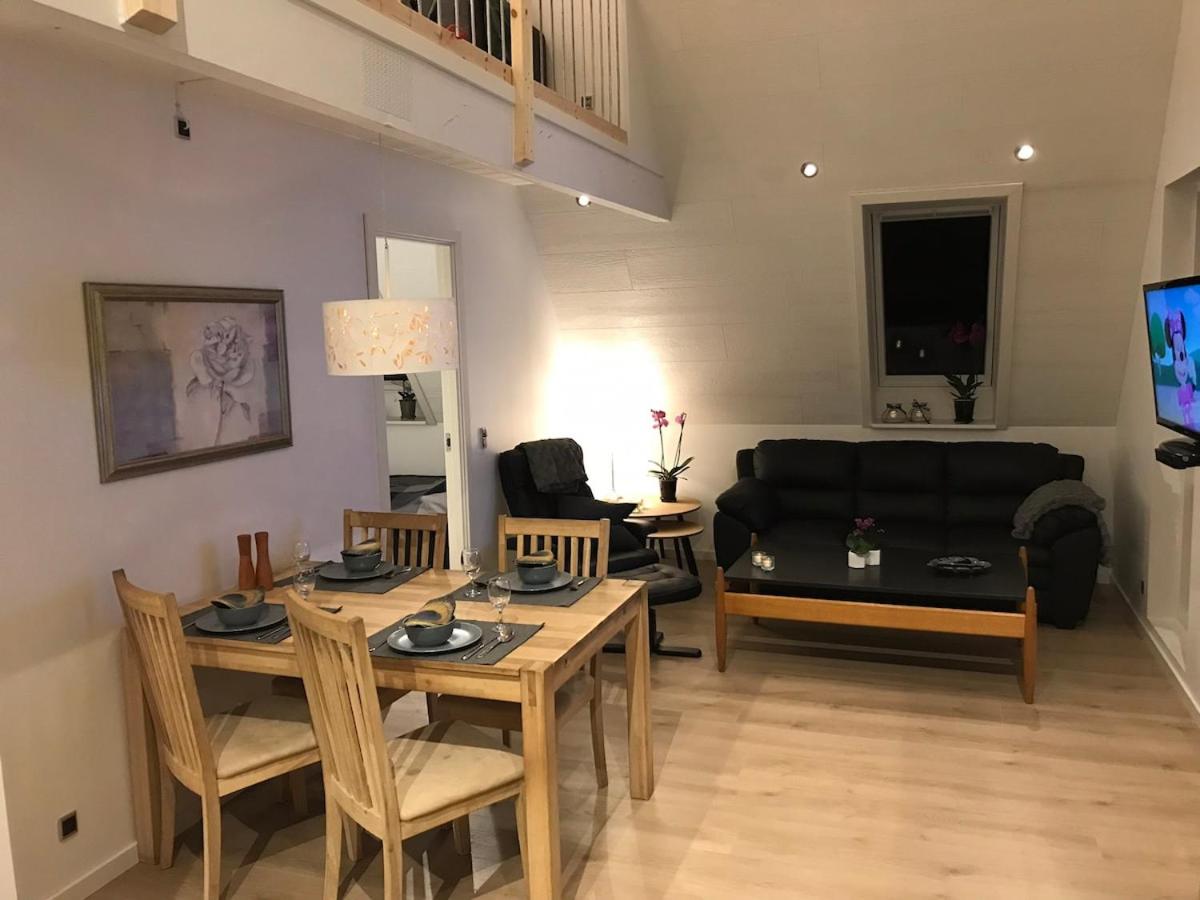 10 min walk from city center
