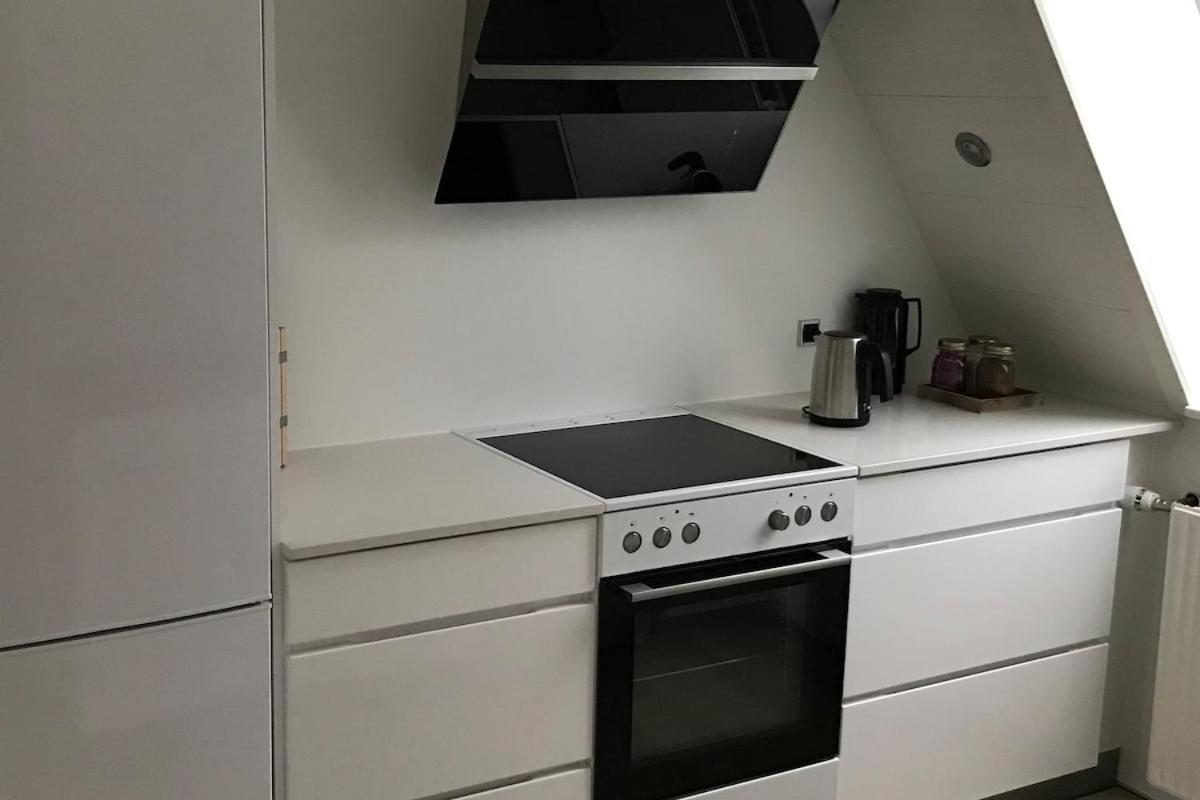 10 min walk from city center