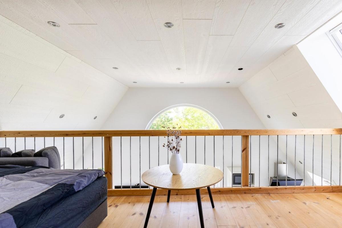 10 min walk from city center