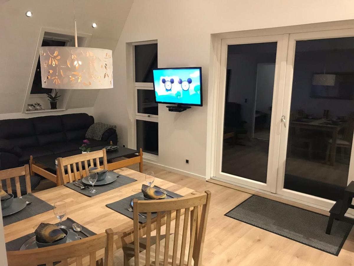 10 min walk from city center