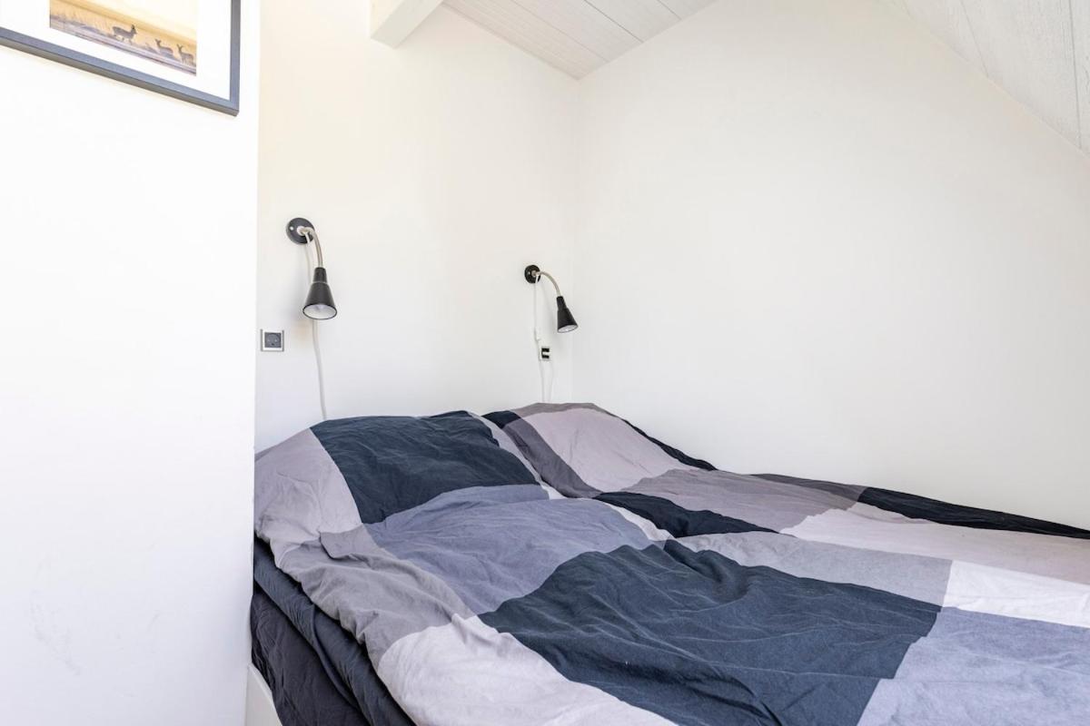 10 min walk from city center