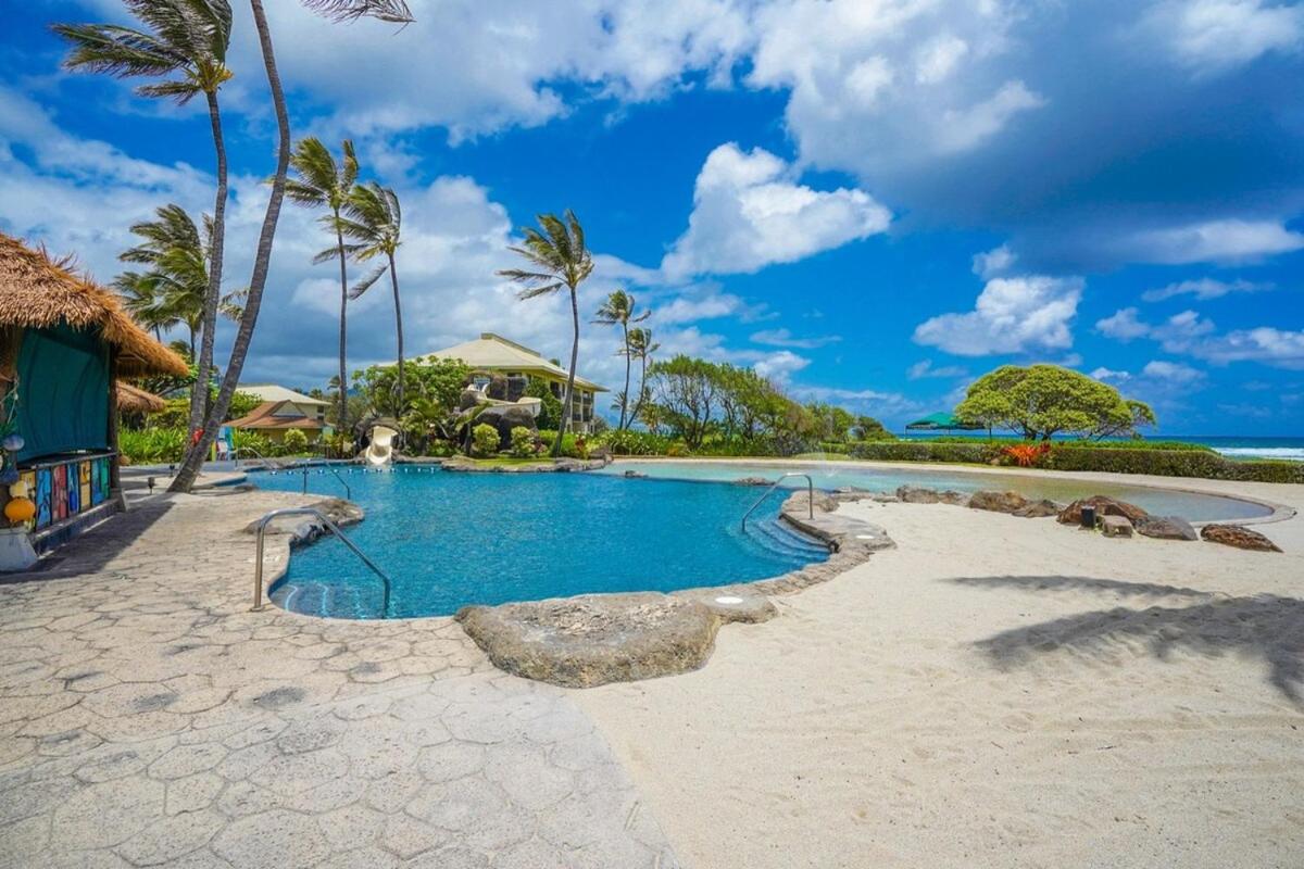 Mountain View Double Bed Room, Beachfront Resort, Lanai, AC, Pool, Restaurant, Gym, Spa