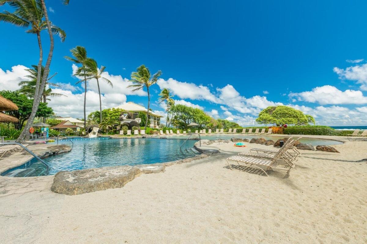 Mountain View Double Bed Room, Beachfront Resort, Lanai, AC, Pool, Restaurant, Gym, Spa