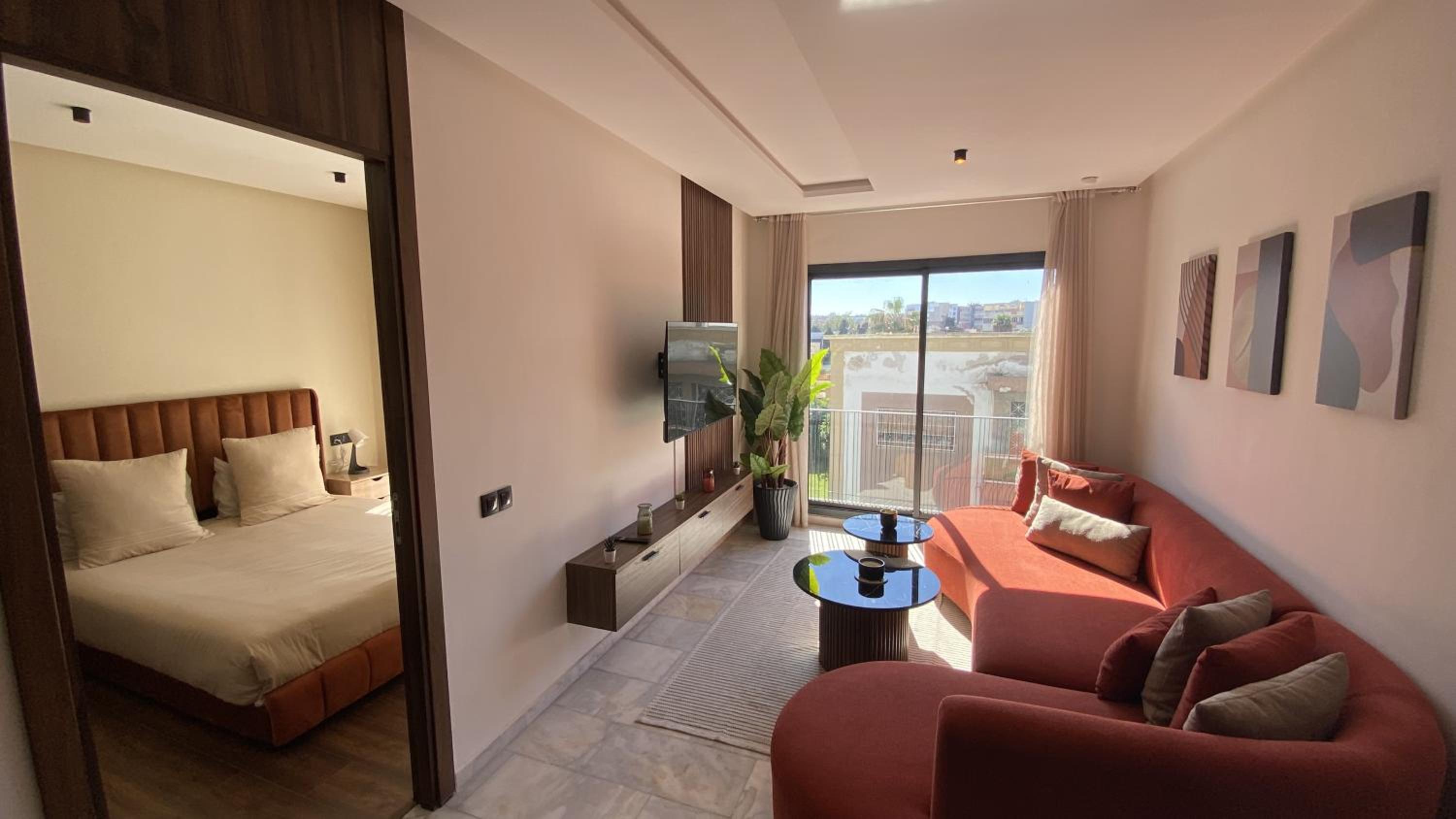 Modern & Fully equipped 1BDR Flats in Palmiers Central Casablanca with Terrace & Parking