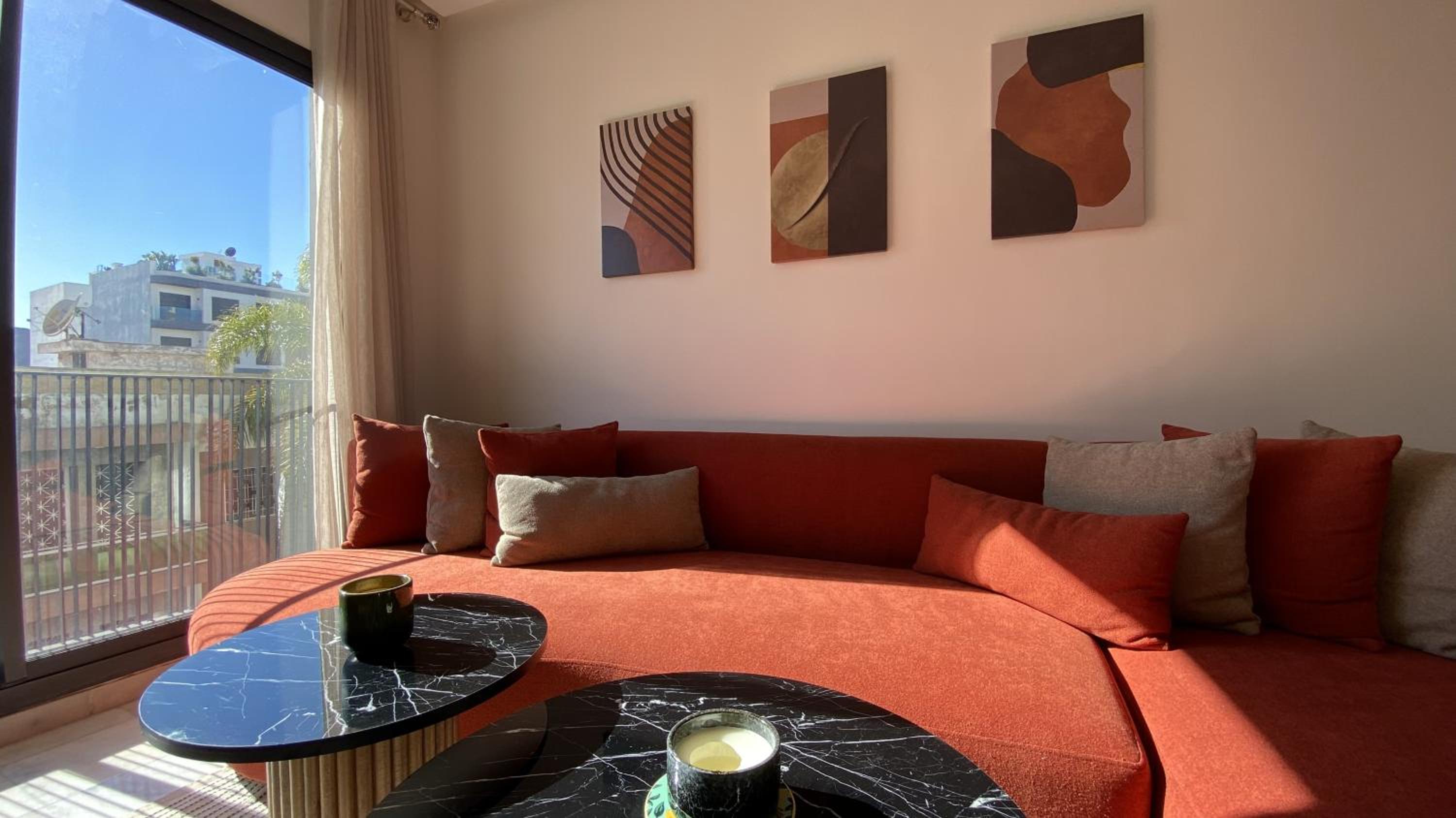 Modern & Fully equipped 1BDR Flats in Palmiers Central Casablanca with Terrace & Parking