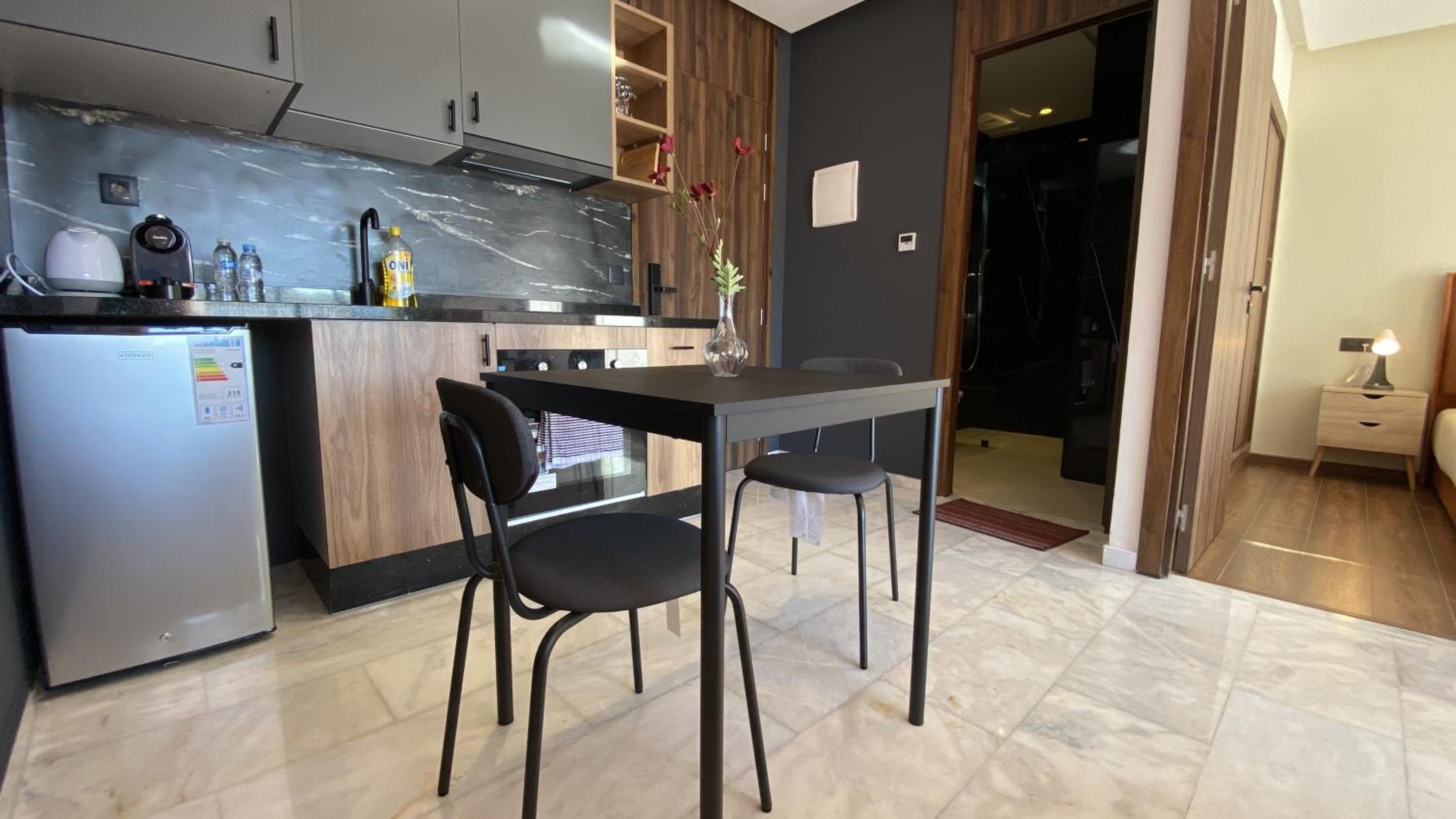 Modern & Fully equipped 1BDR Flats in Palmiers Central Casablanca with Terrace & Parking