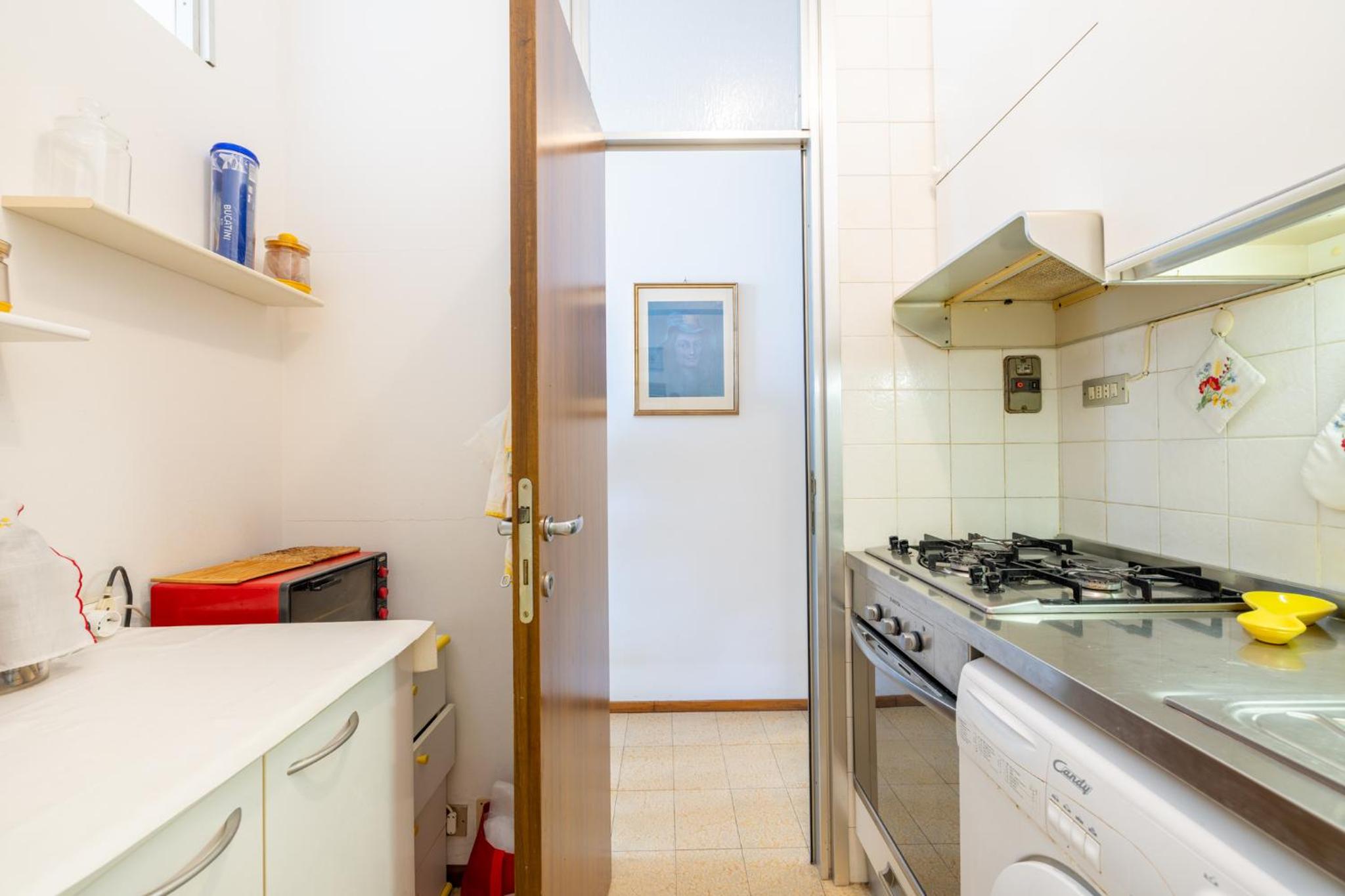 Mina House - Appartamento Fronte Mare con Ampia Terrazza e Garage