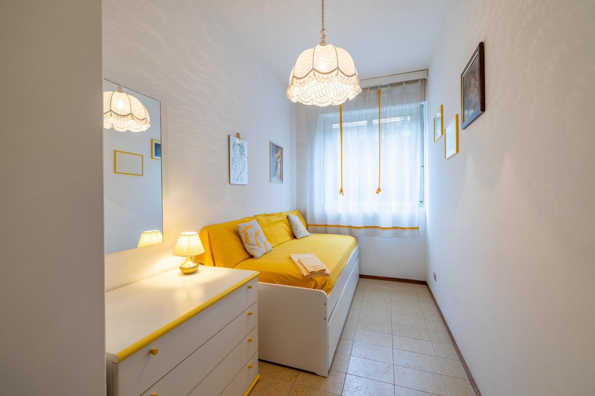 Mina House - Appartamento Fronte Mare con Ampia Terrazza e Garage