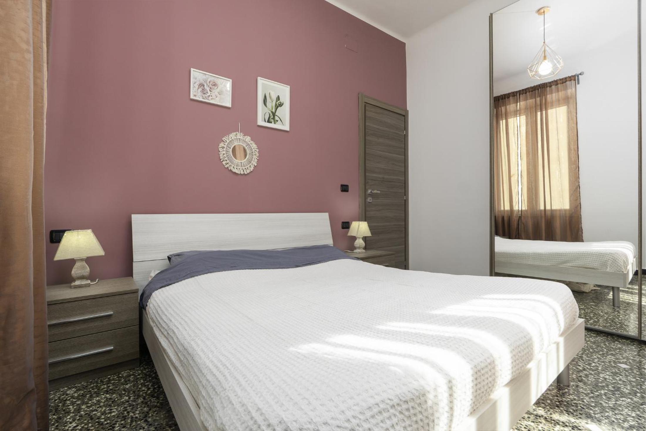 Rosa Homes THE RED - Cozy 2 bedrooms Genoa Historic Center, Aquarium