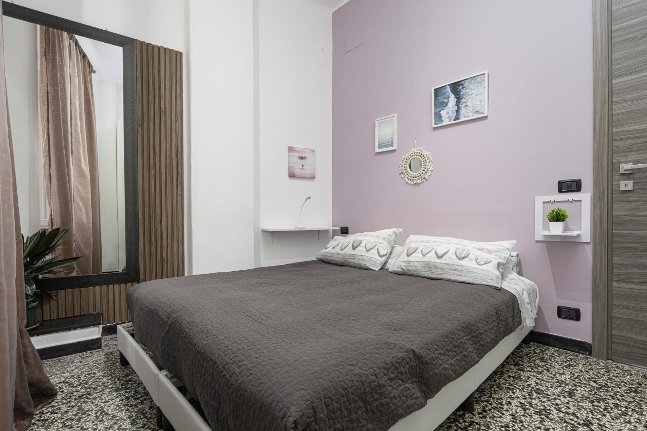 Rosa Homes THE RED - Cozy 2 bedrooms Genoa Historic Center, Aquarium