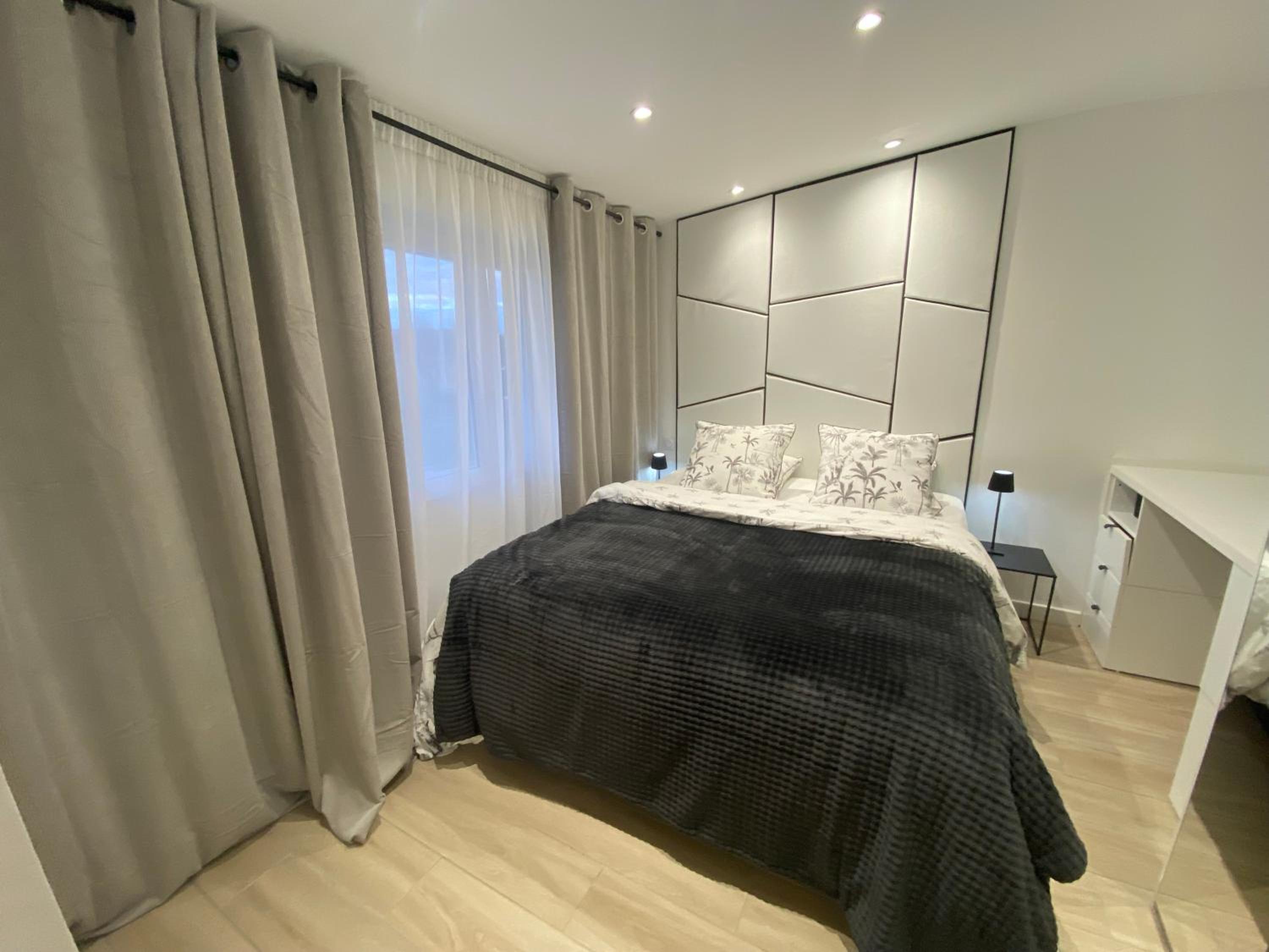 L Ecrin de Lidia close to MEETT Air conditioning Parking
