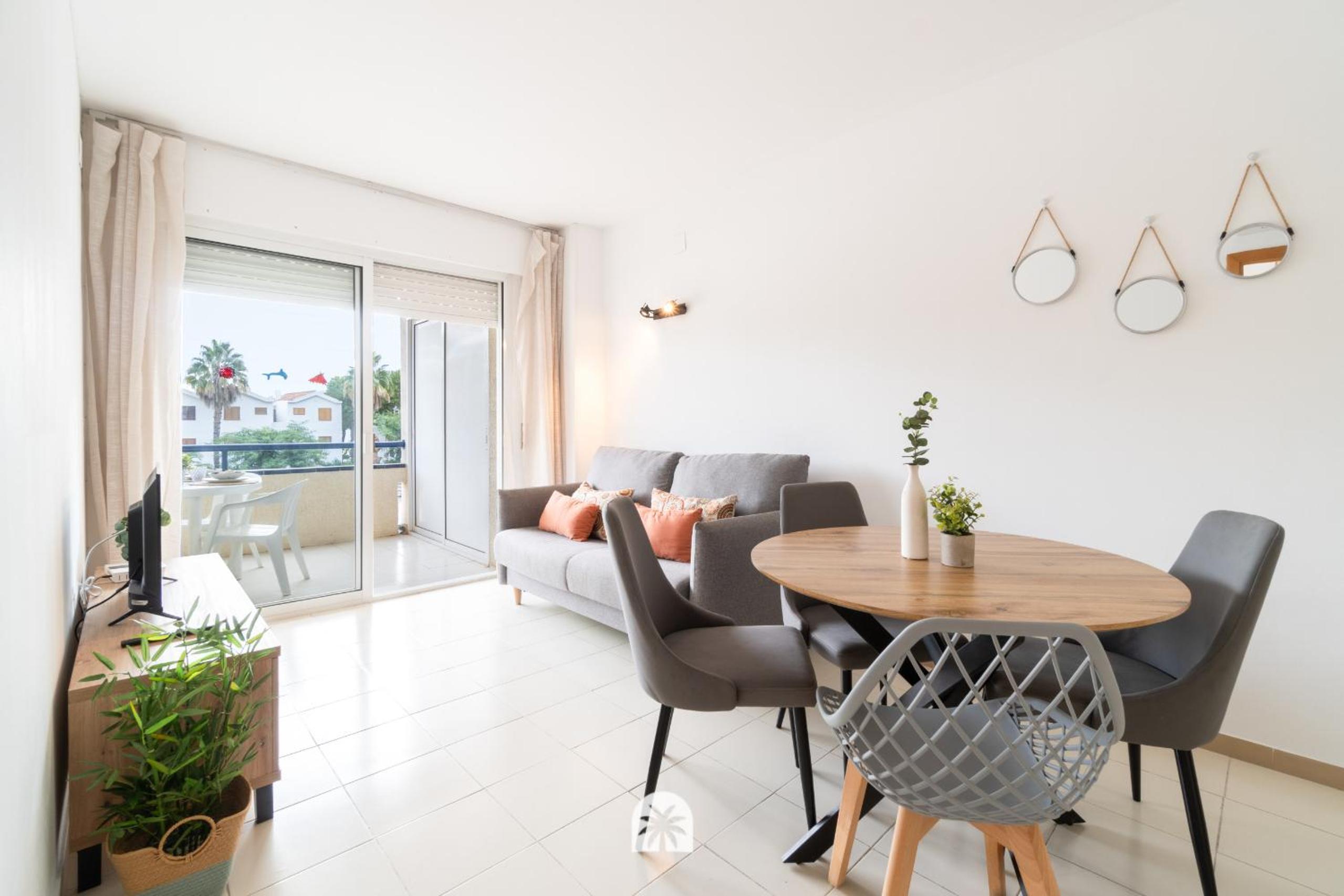 Mediterranean Way - Punta Prima 105