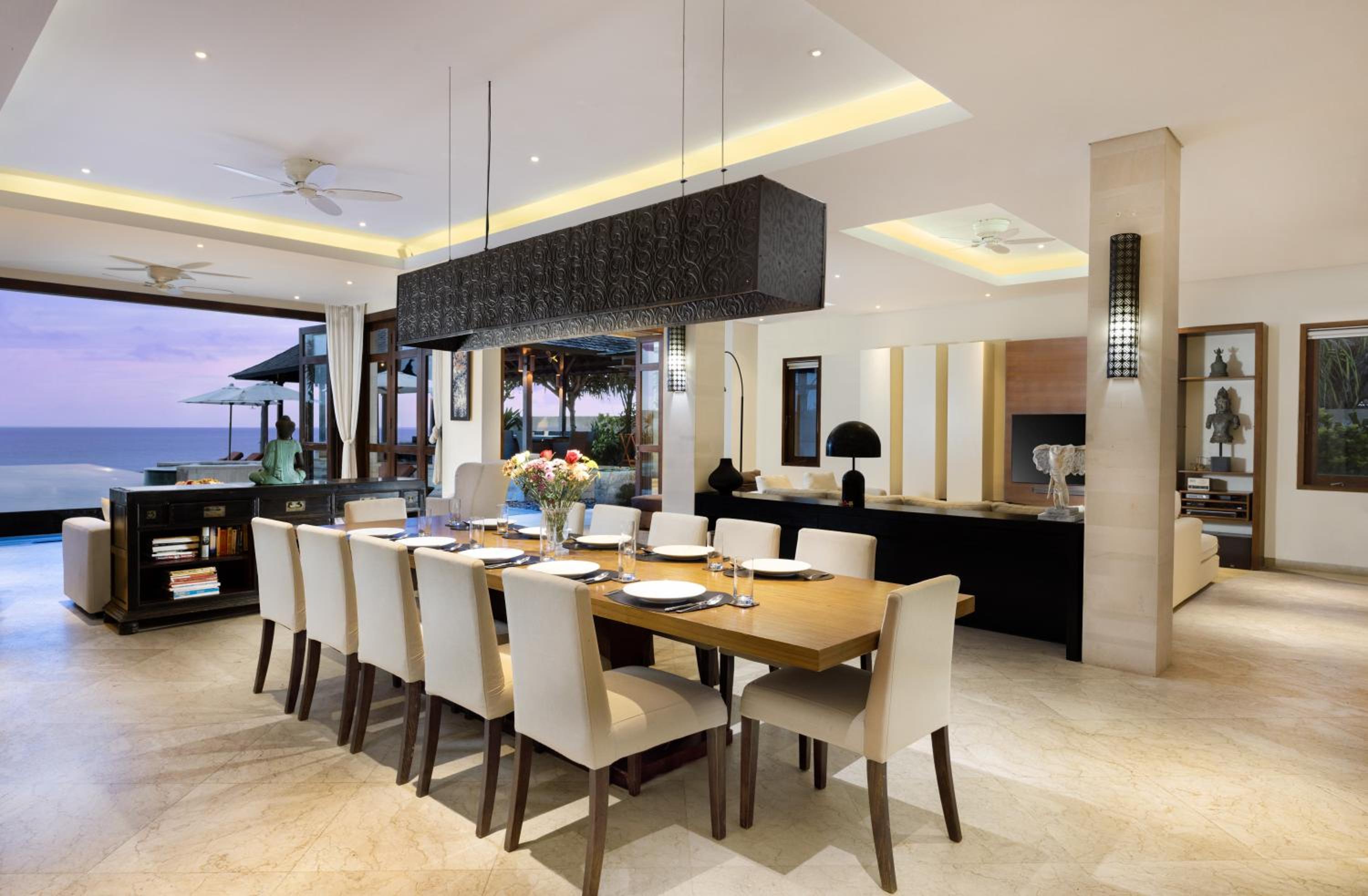 Villa Rosita Oceanfront Villa with Private Chef in Bali