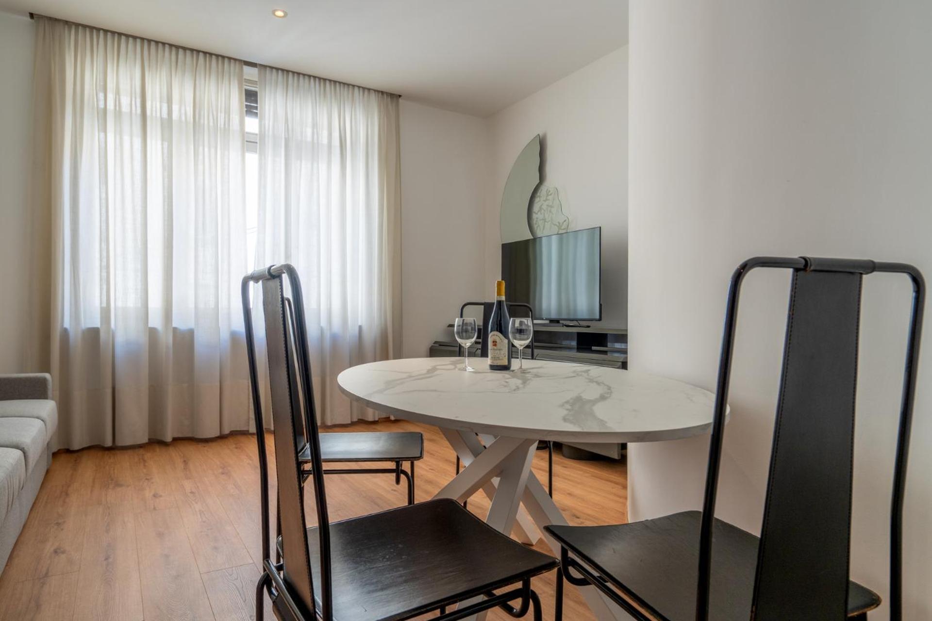 Italianflat - Elegant flat with balcony M4 Tricolore - 7 pax