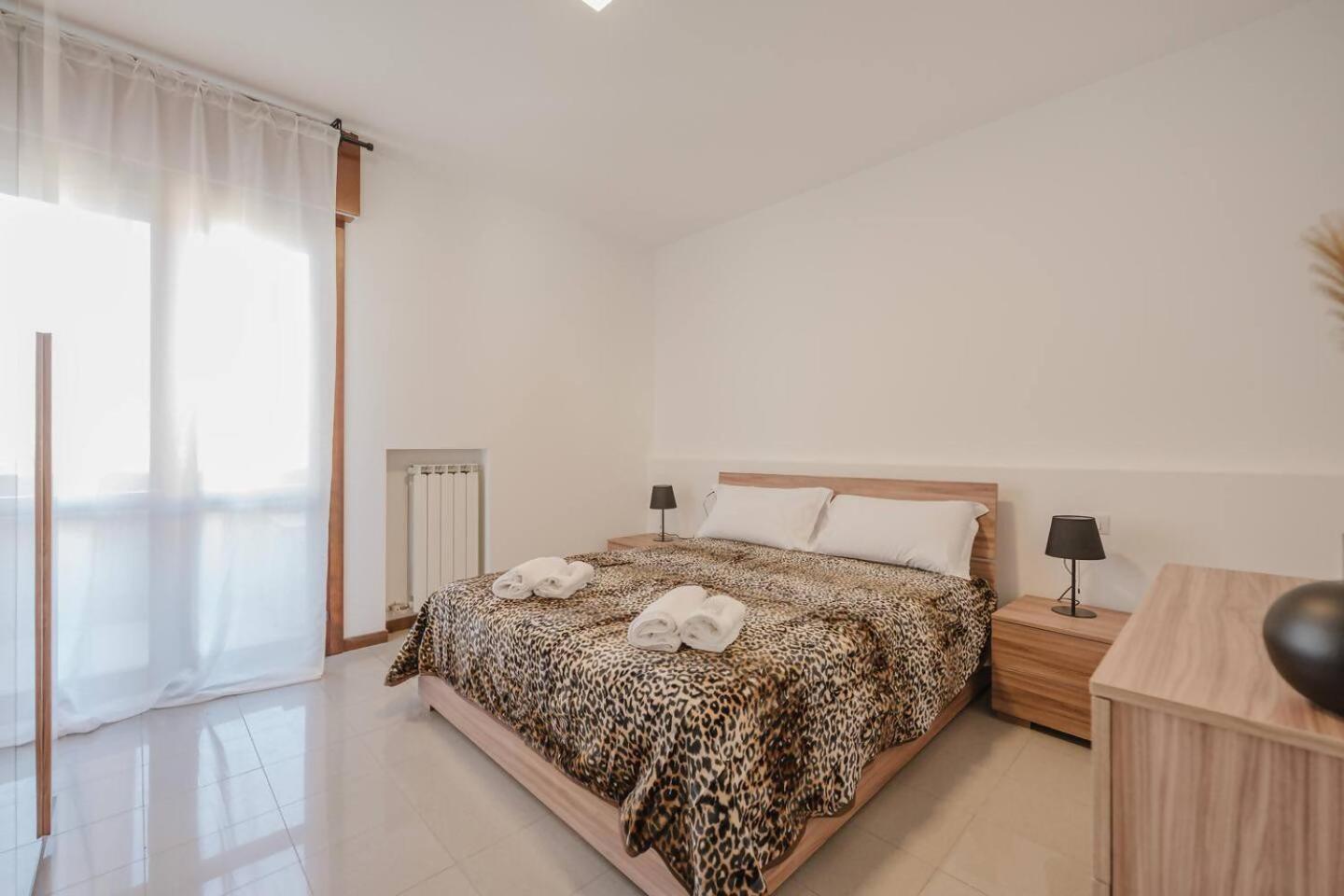 Unico Apt 4, 6 ospiti, parcheggio gratis, 10 minuti da Venezia