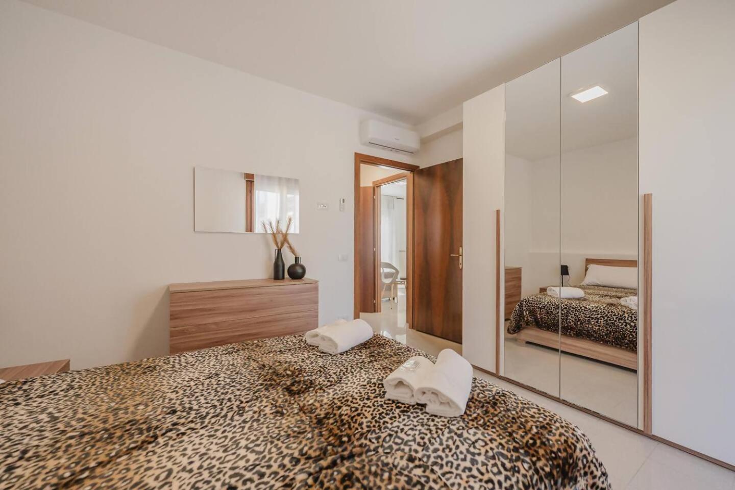 Unico Apt 4, 6 ospiti, parcheggio gratis, 10 minuti da Venezia