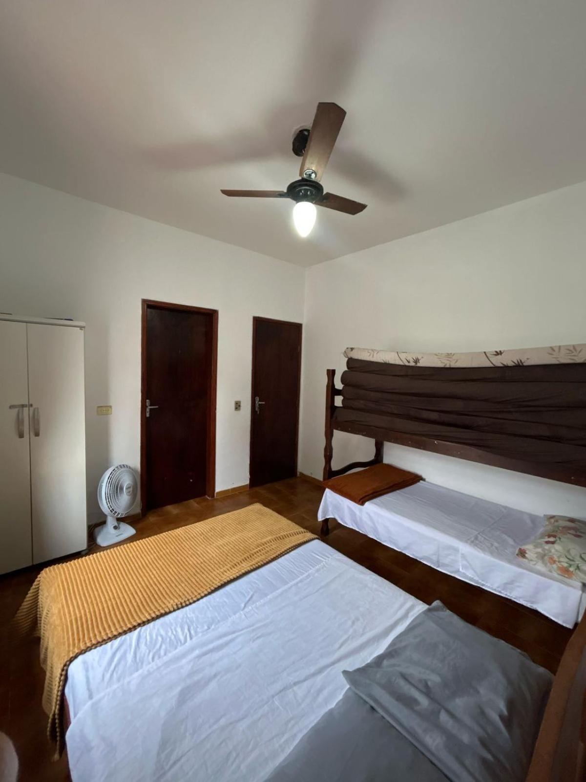 Casa Praia Grande pé na areia