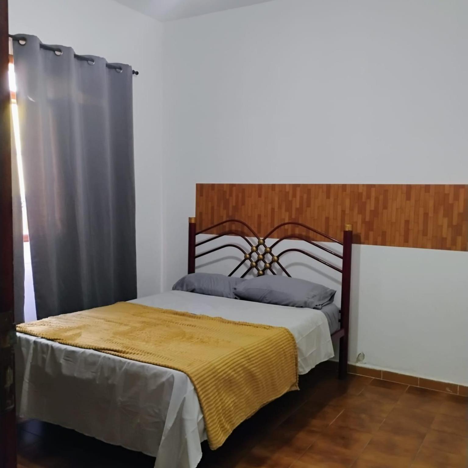 Casa Praia Grande pé na areia