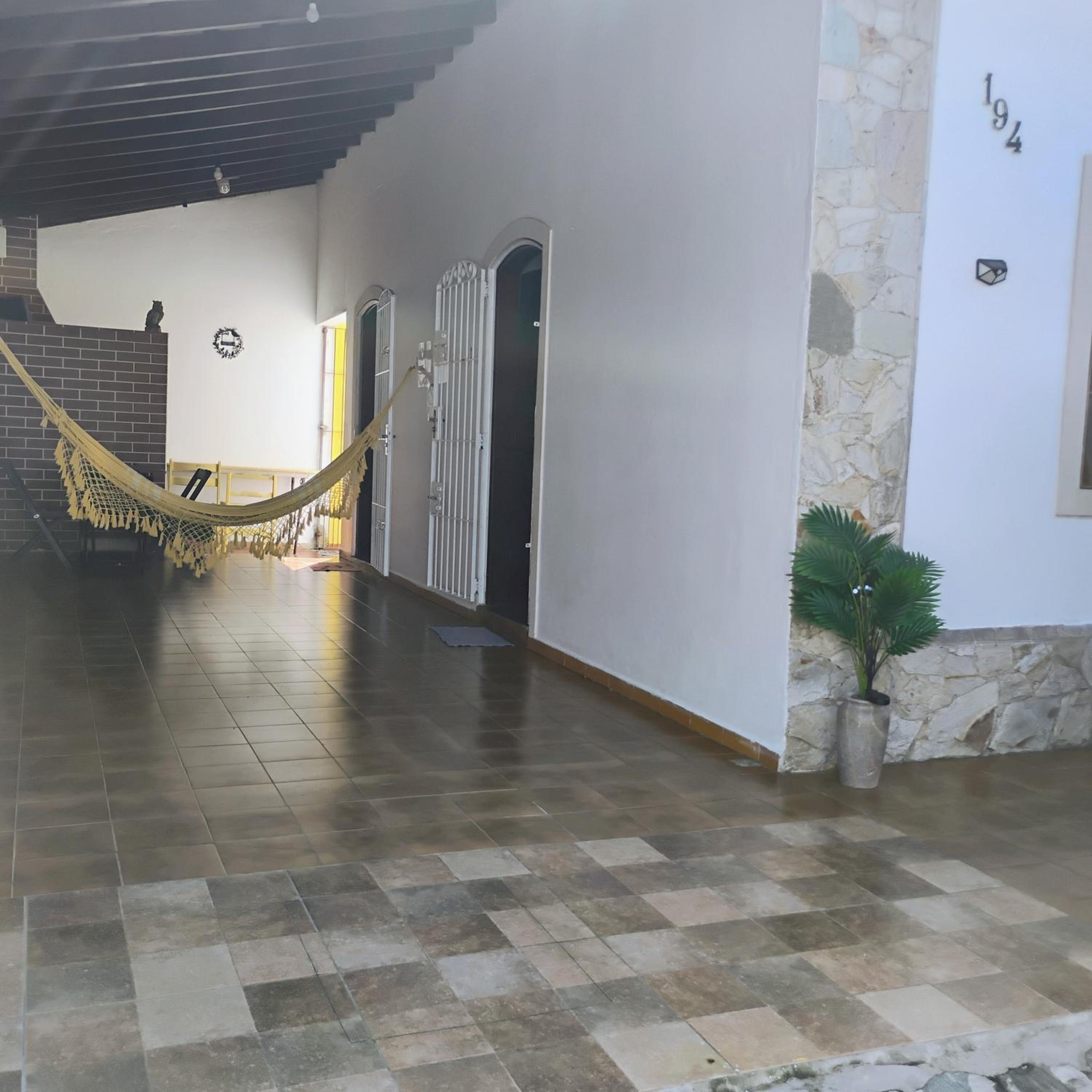 Casa Praia Grande pé na areia