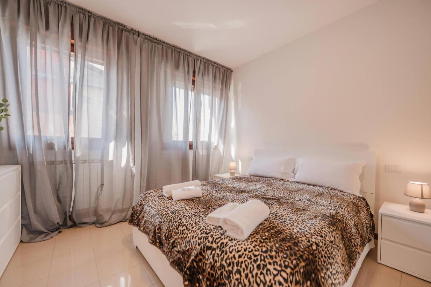 Unico Apt 8, 4 ospiti, parcheggio gratis, 10 minuti da Venezia