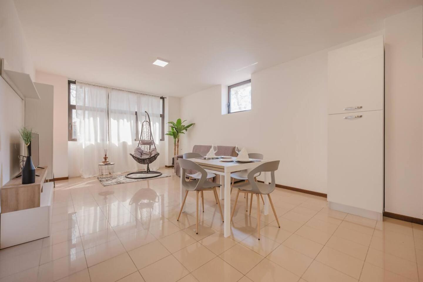 Unico Apt 8, 4 ospiti, parcheggio gratis, 10 minuti da Venezia