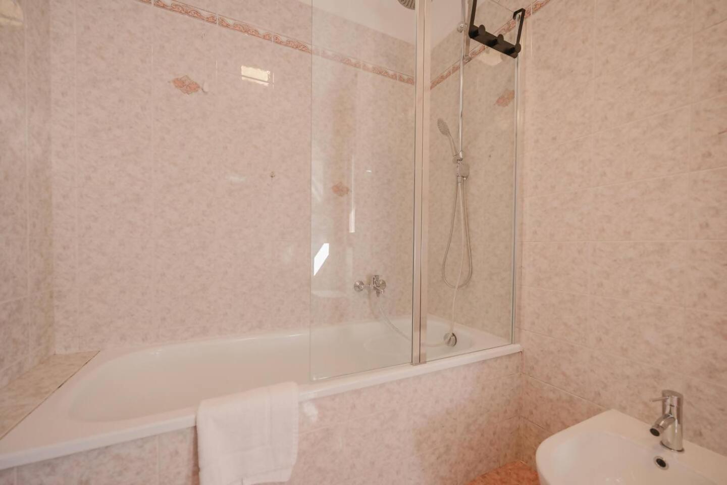 Unico Apt 8, 4 ospiti, parcheggio gratis, 10 minuti da Venezia