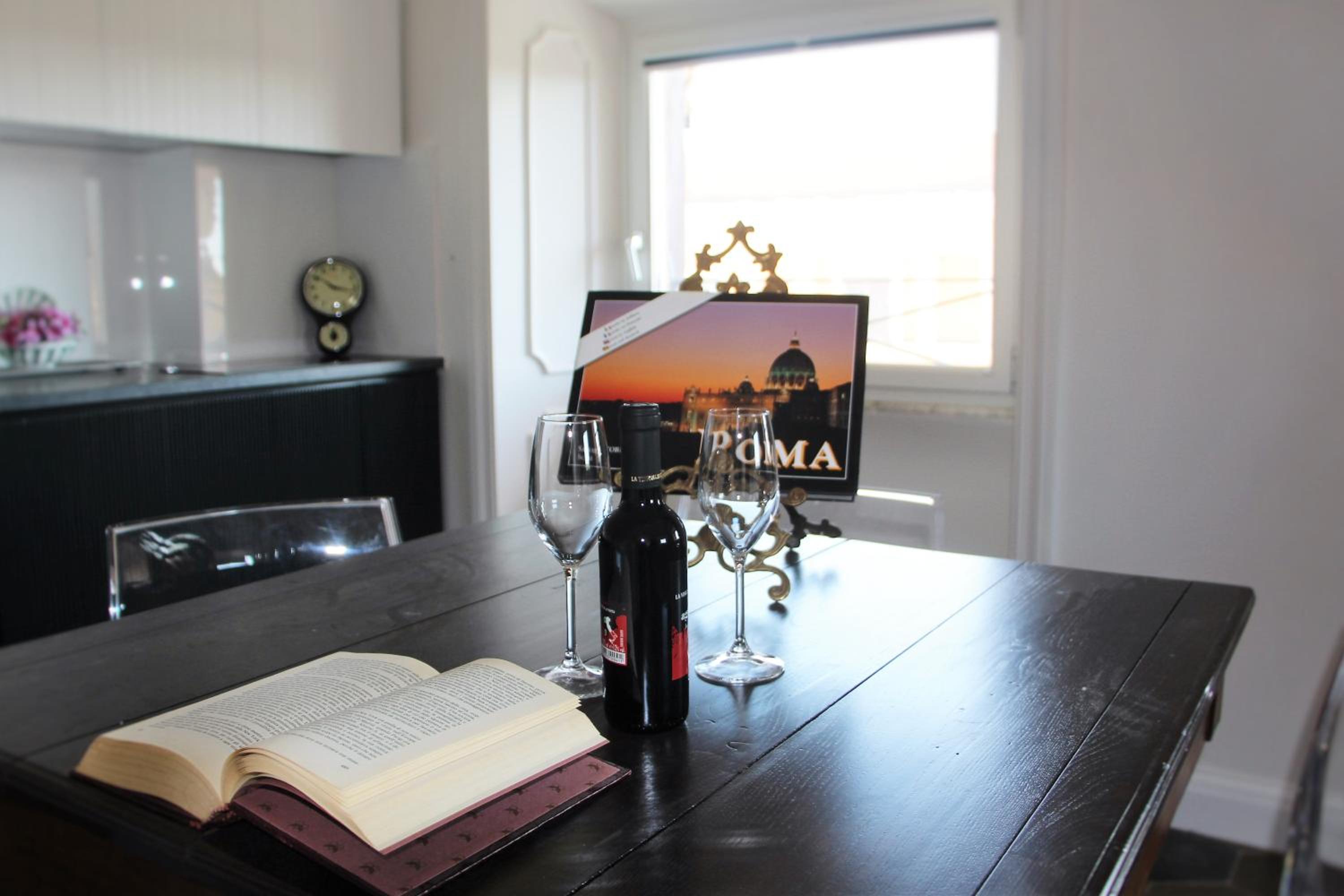 La Rosa del Vaticano Luxury Apartment