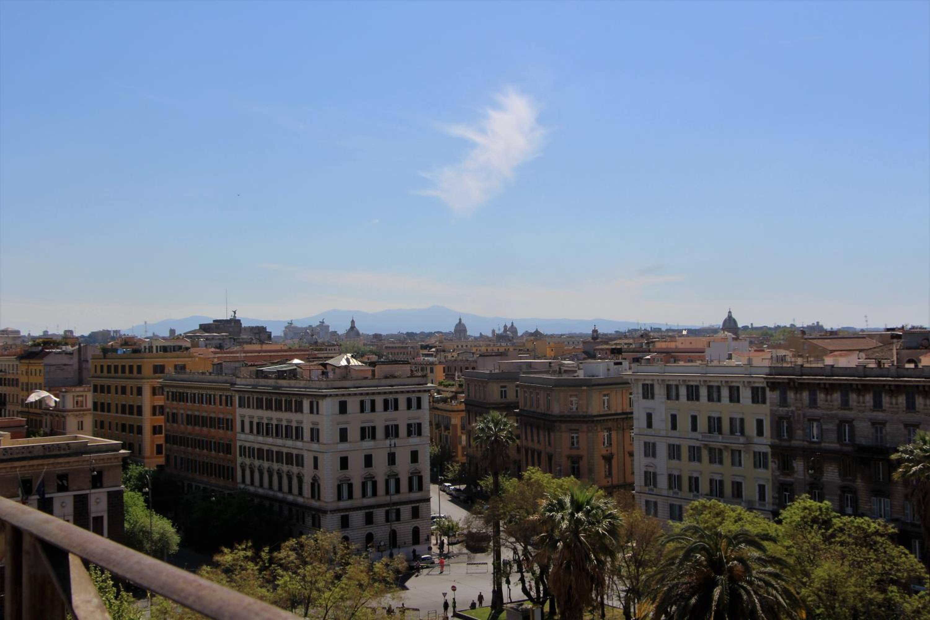 La Rosa del Vaticano Luxury Apartment