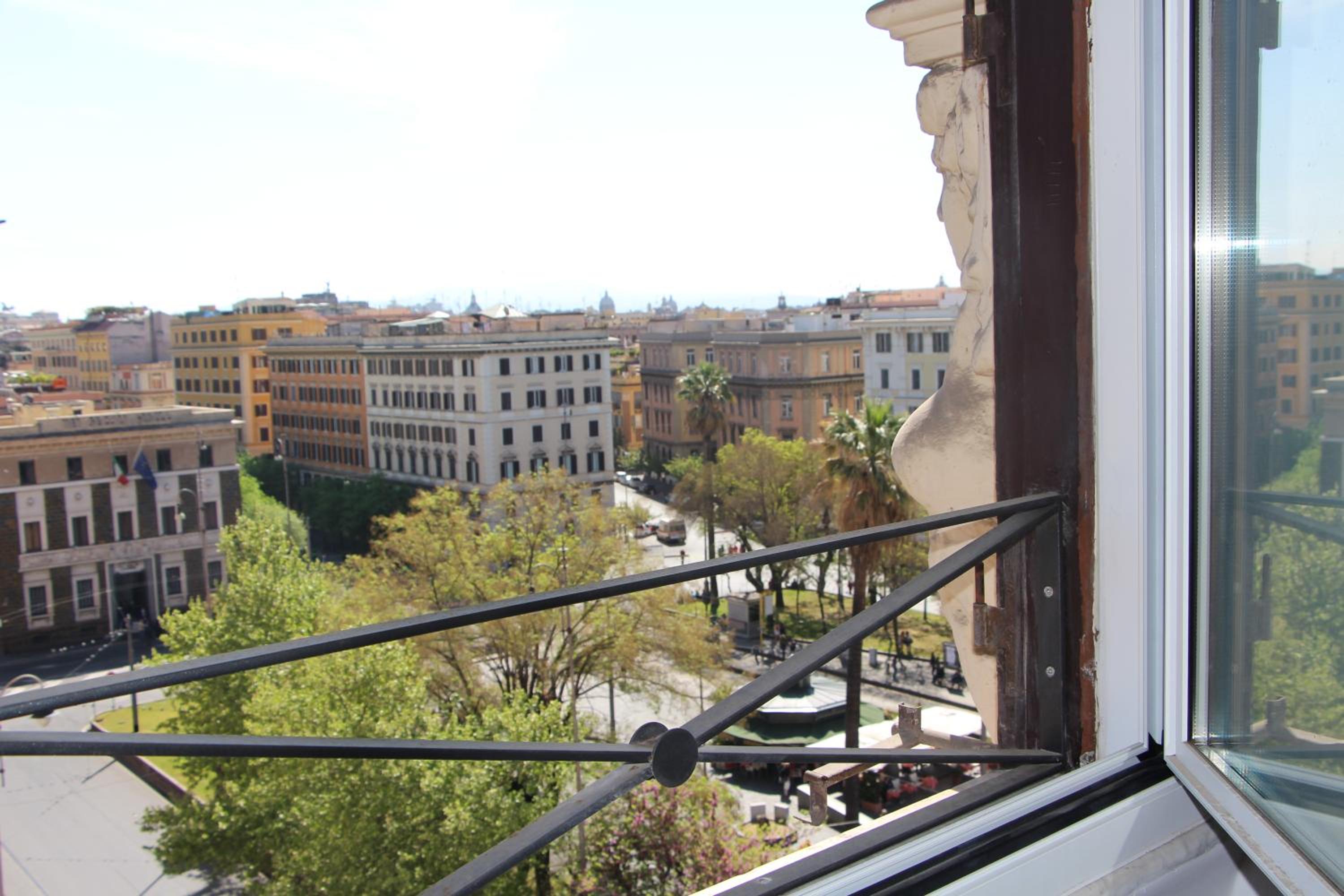 La Rosa del Vaticano Luxury Apartment