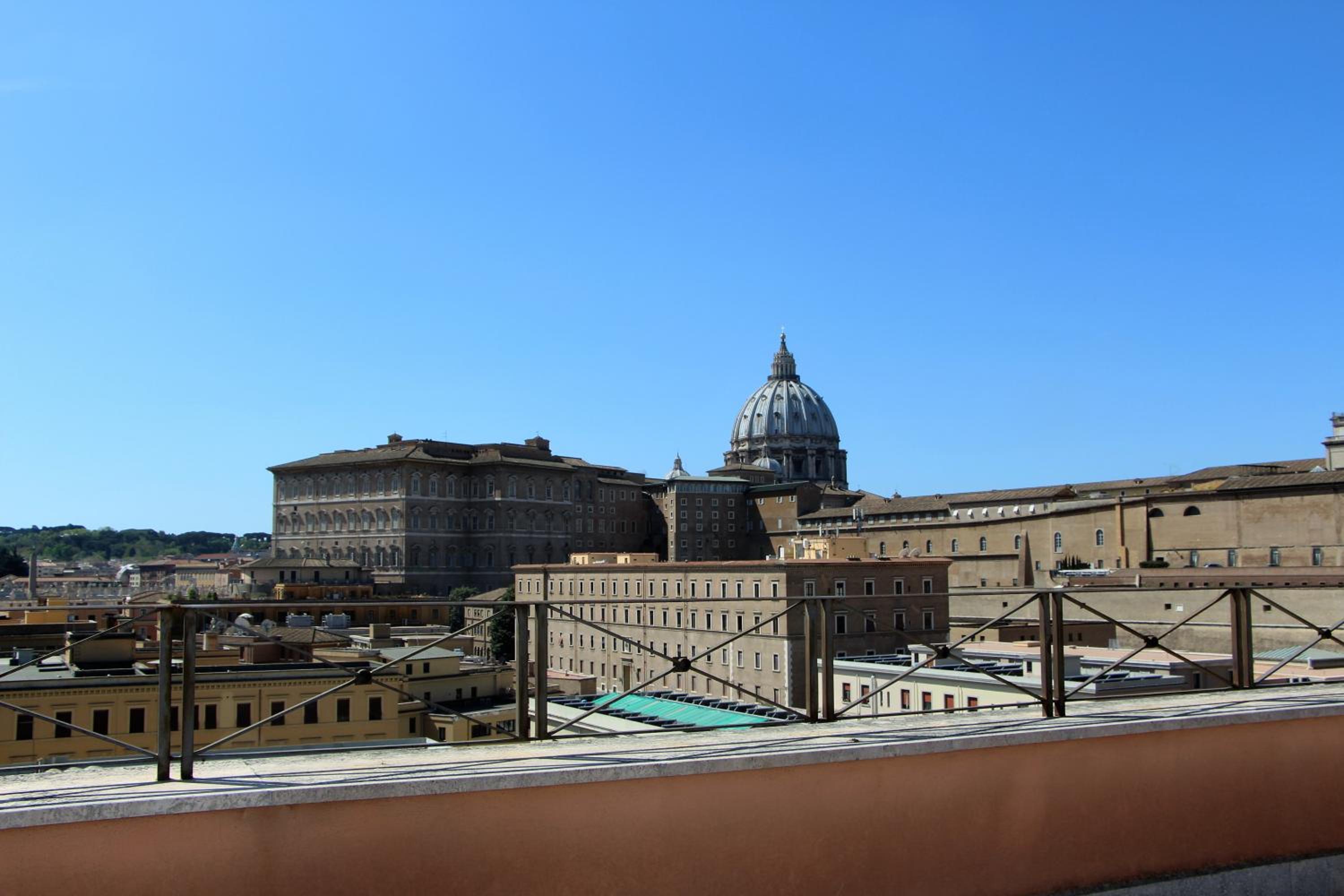 La Rosa del Vaticano Luxury Apartment