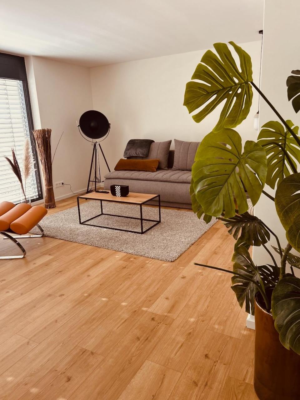 AlbLoft - Modernes neues Apartment nahe City & Alb für bis zu 6 Personen in Kirchentellinsfurt