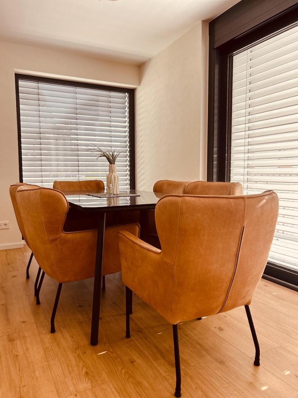 AlbLoft - Modernes neues Apartment nahe City & Alb für bis zu 6 Personen in Kirchentellinsfurt