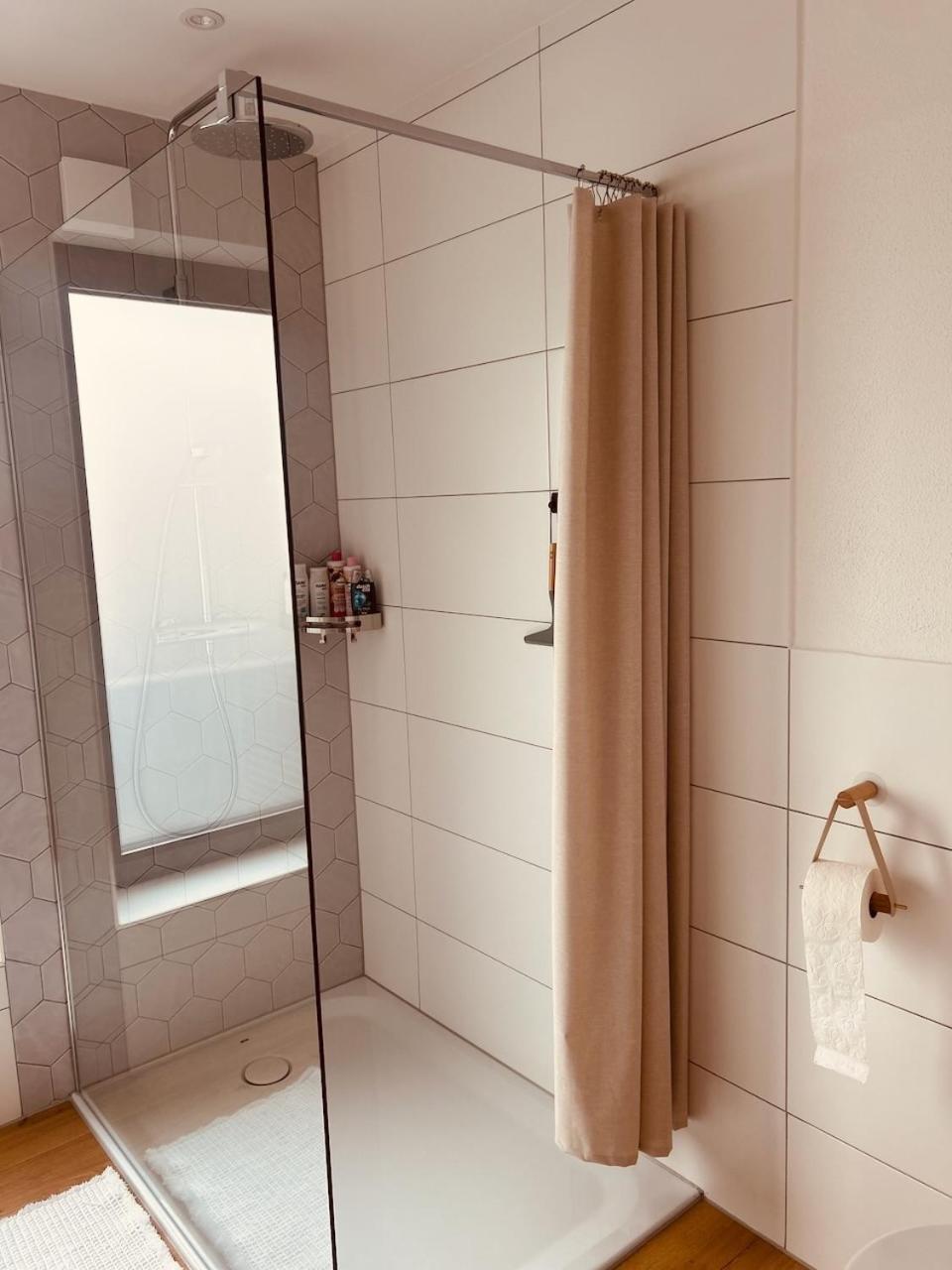 AlbLoft - Modernes neues Apartment nahe City & Alb für bis zu 6 Personen in Kirchentellinsfurt