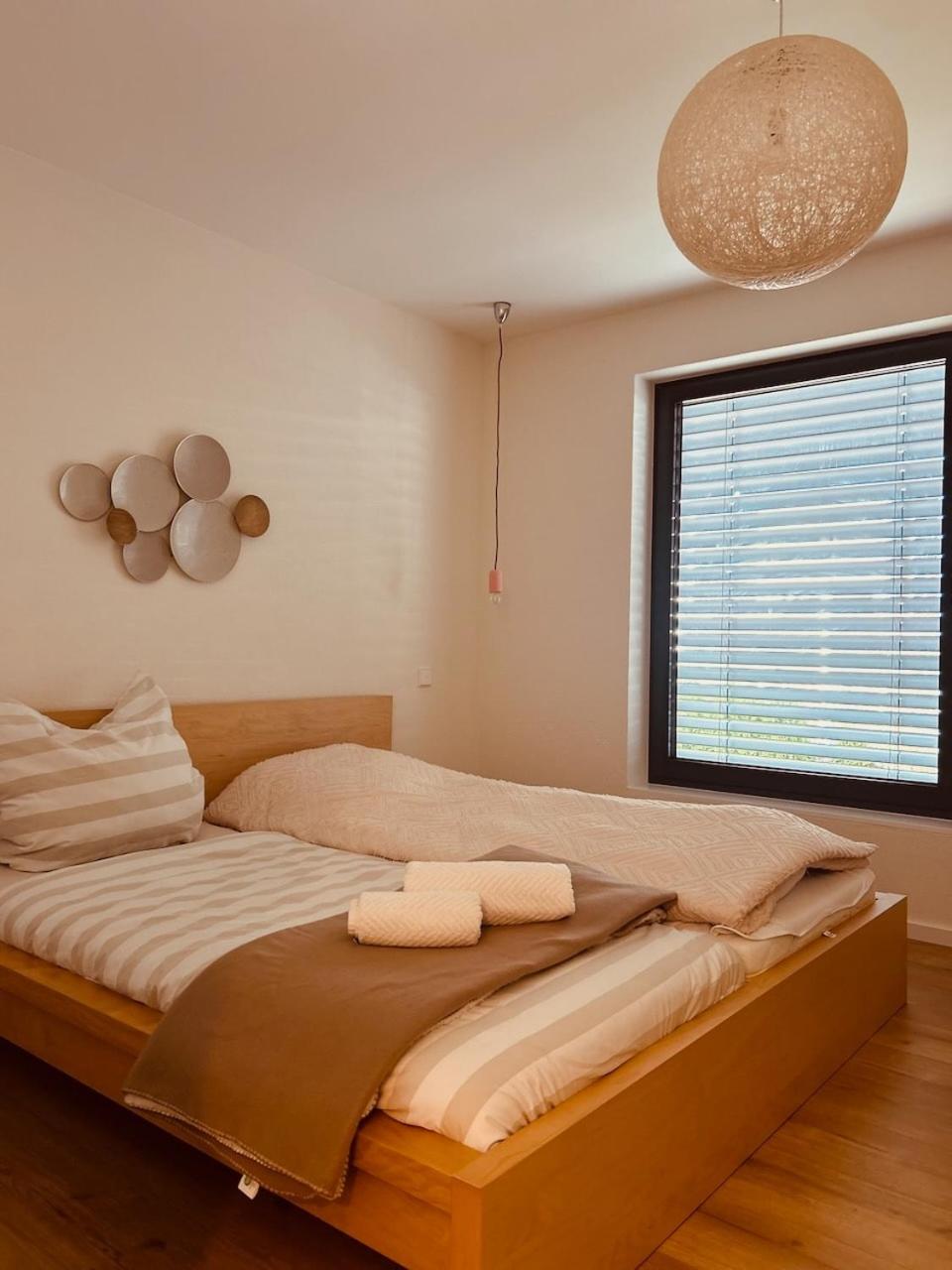 AlbLoft - Modernes neues Apartment nahe City & Alb für bis zu 6 Personen in Kirchentellinsfurt