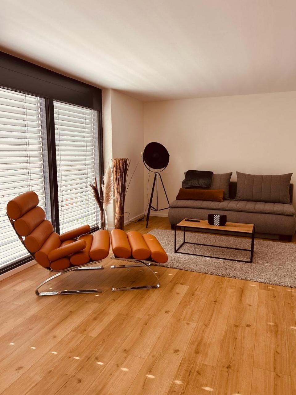 AlbLoft - Modernes neues Apartment nahe City & Alb für bis zu 6 Personen in Kirchentellinsfurt