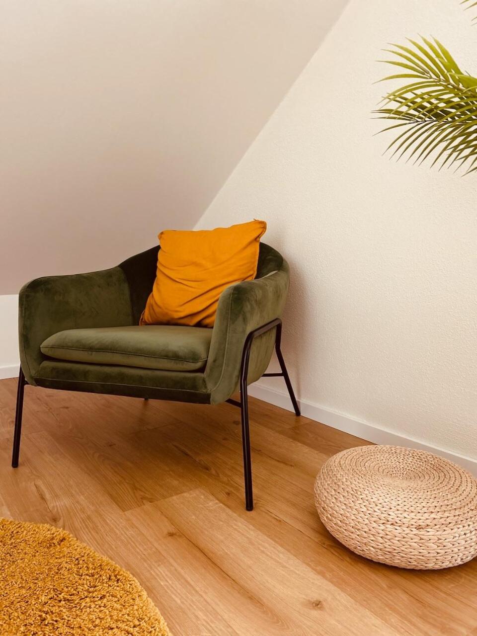 DachNest - Wundervolles neues Dachgeschoss Apartment für bis zu 4 Personen in Kirchentellinsfurt