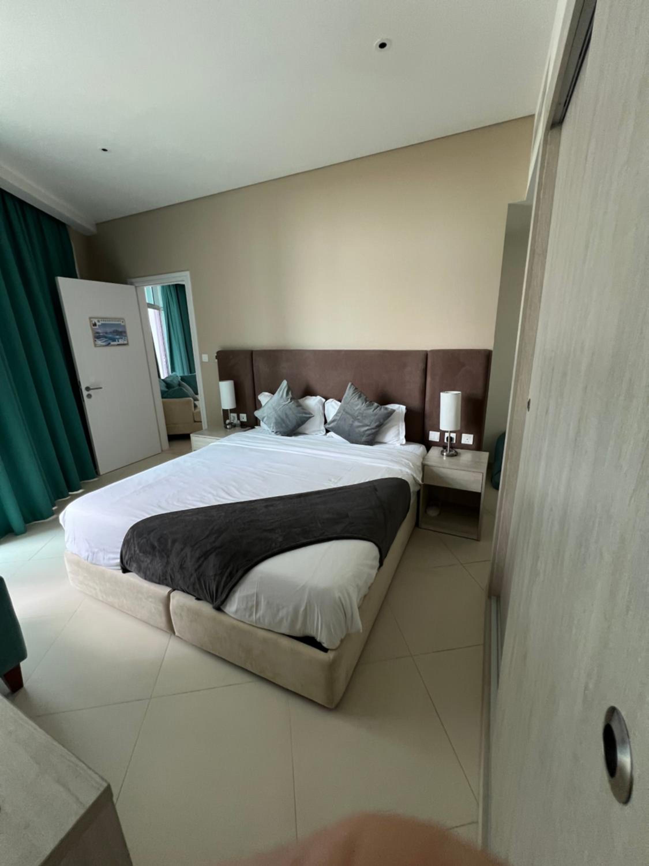 SevenPalm 2BR SeaView RooftopPool privBeach