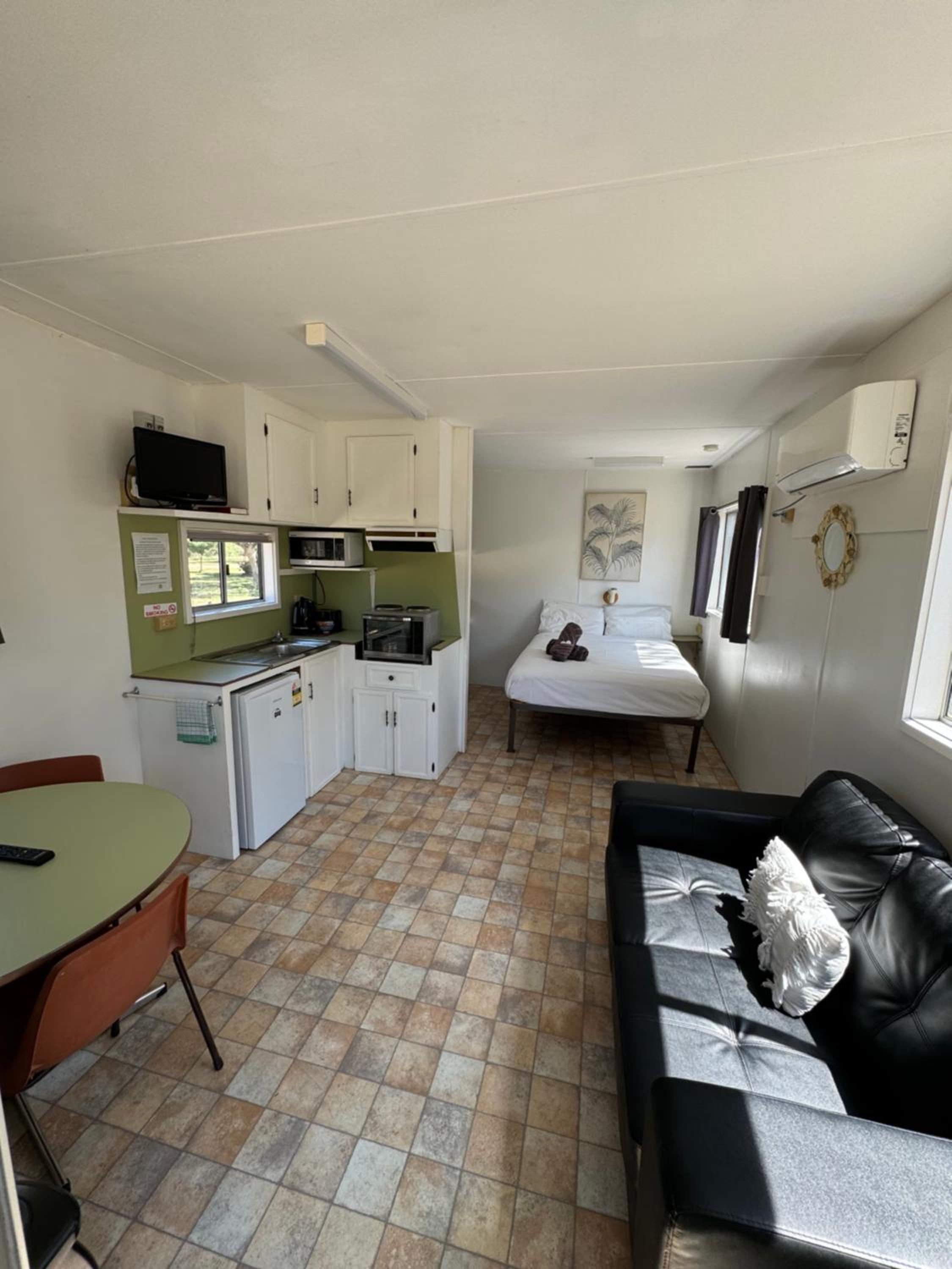 Hay Caravan Park