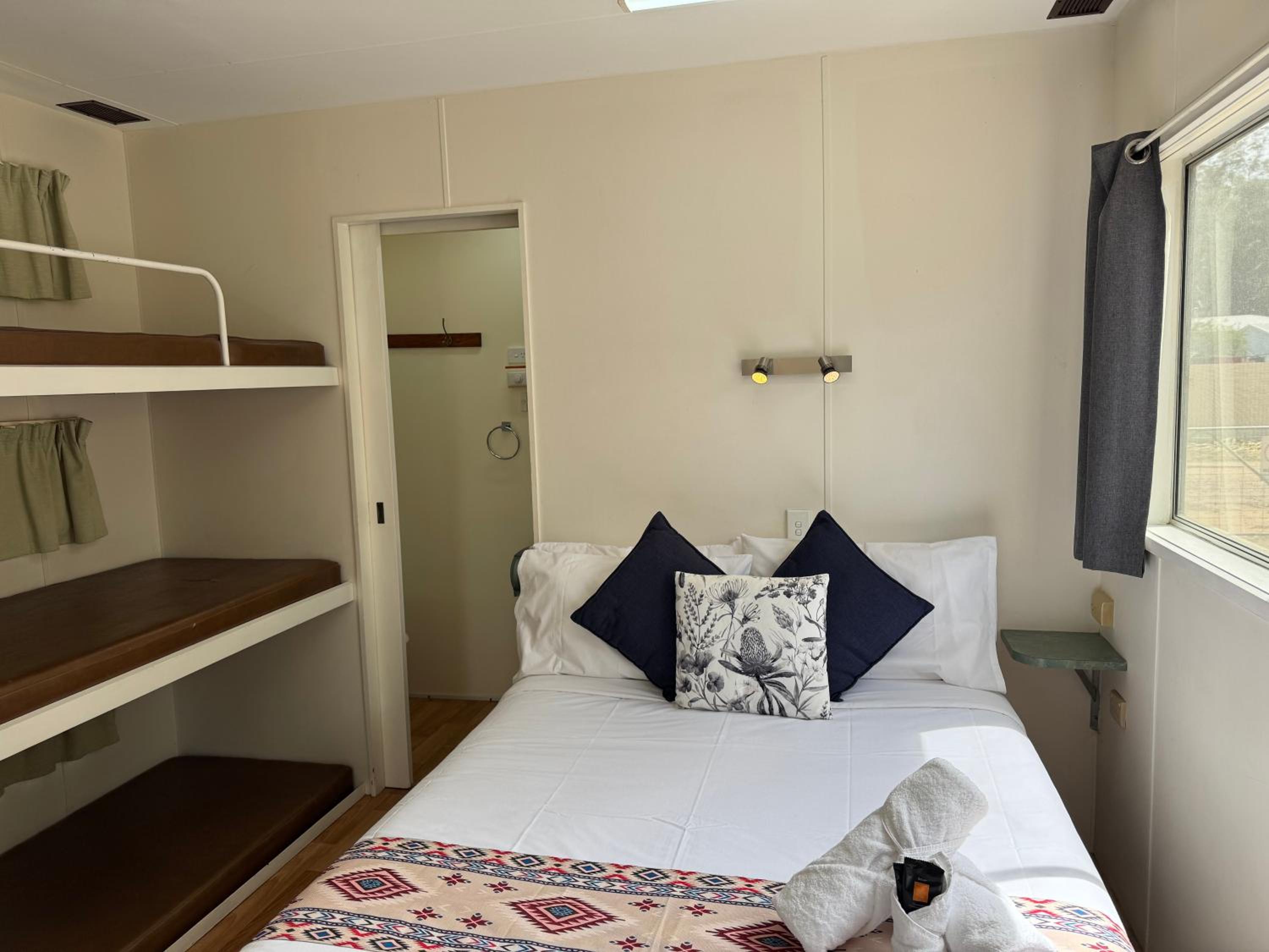 Hay Caravan Park