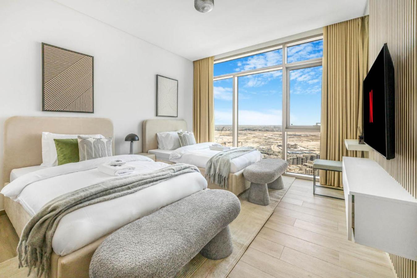 New Beach and Creek View 2BR in Palace Residences