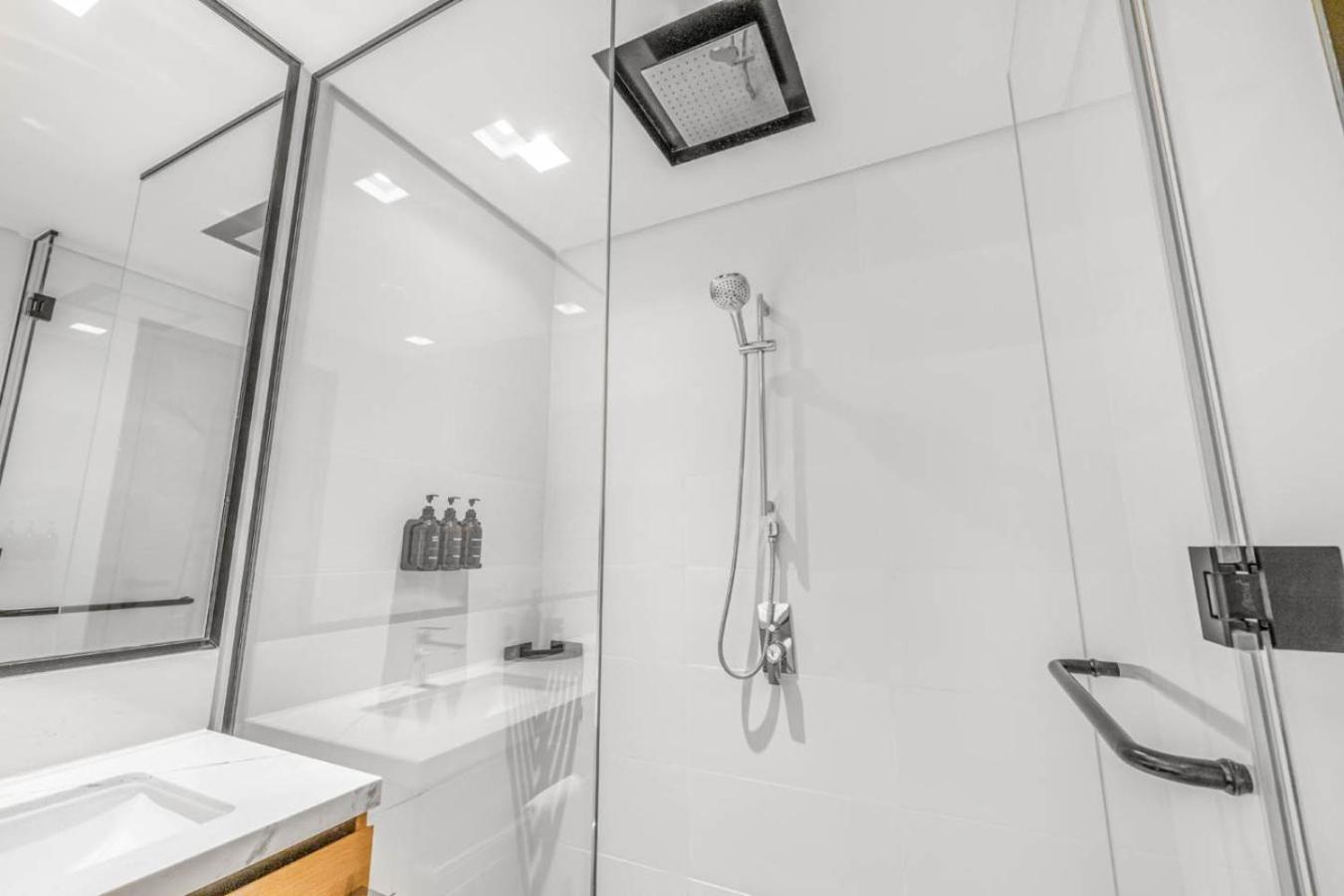 New Beach and Creek View 2BR in Palace Residences