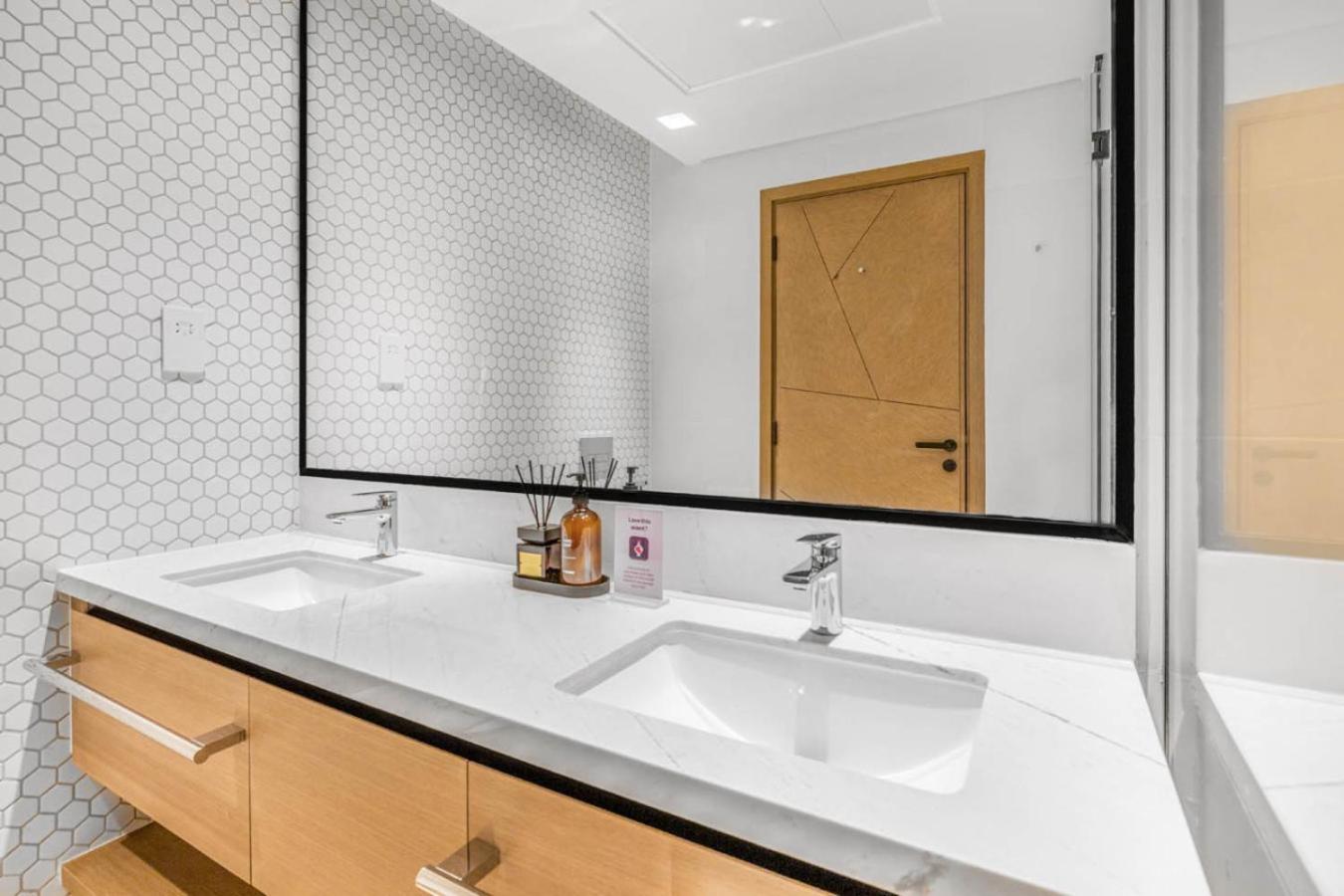 New Beach and Creek View 2BR in Palace Residences