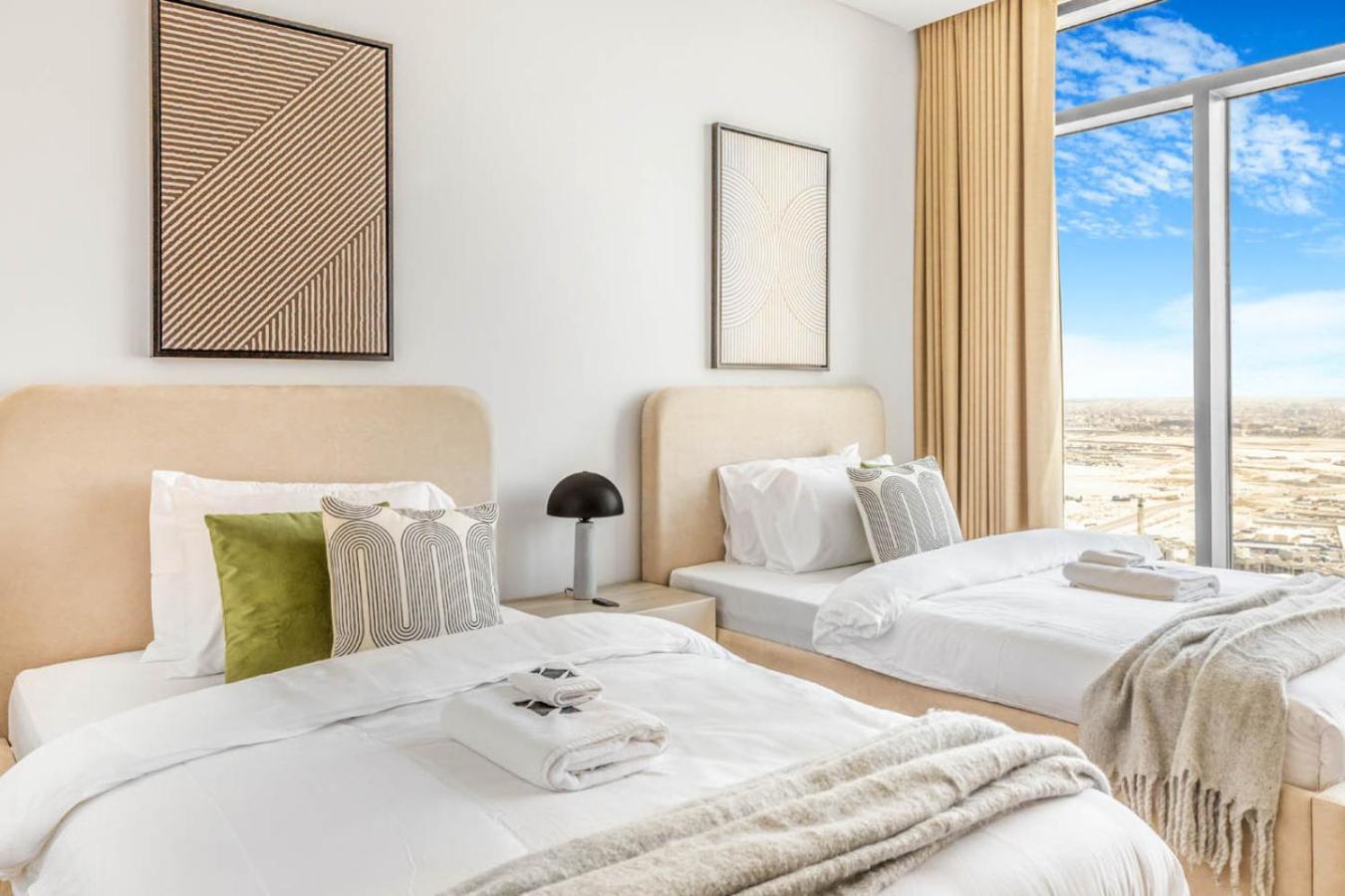 New Beach and Creek View 2BR in Palace Residences