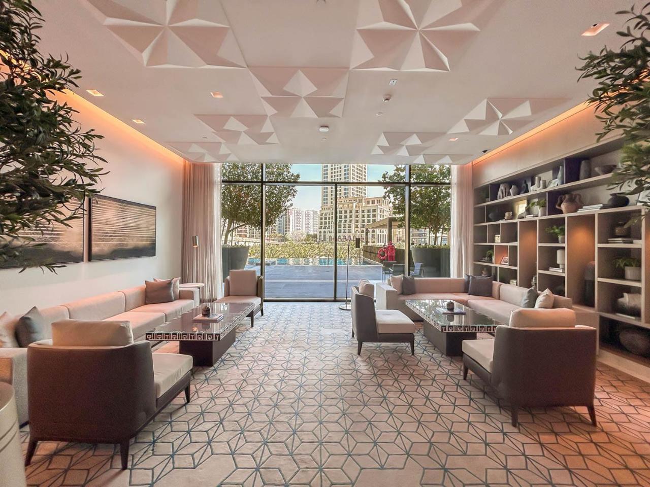 New Beach and Creek View 2BR in Palace Residences
